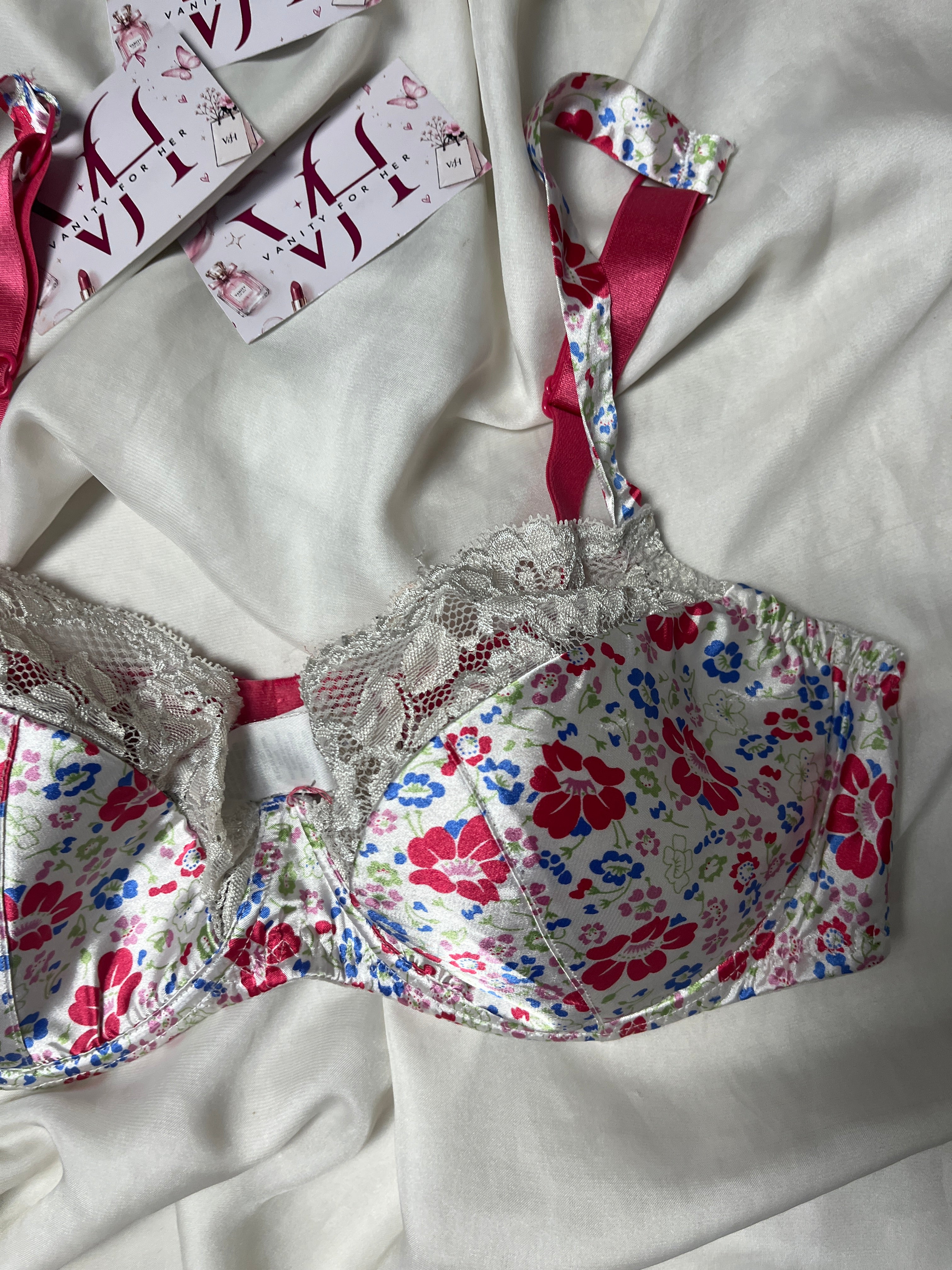 Non padded 40DD bra