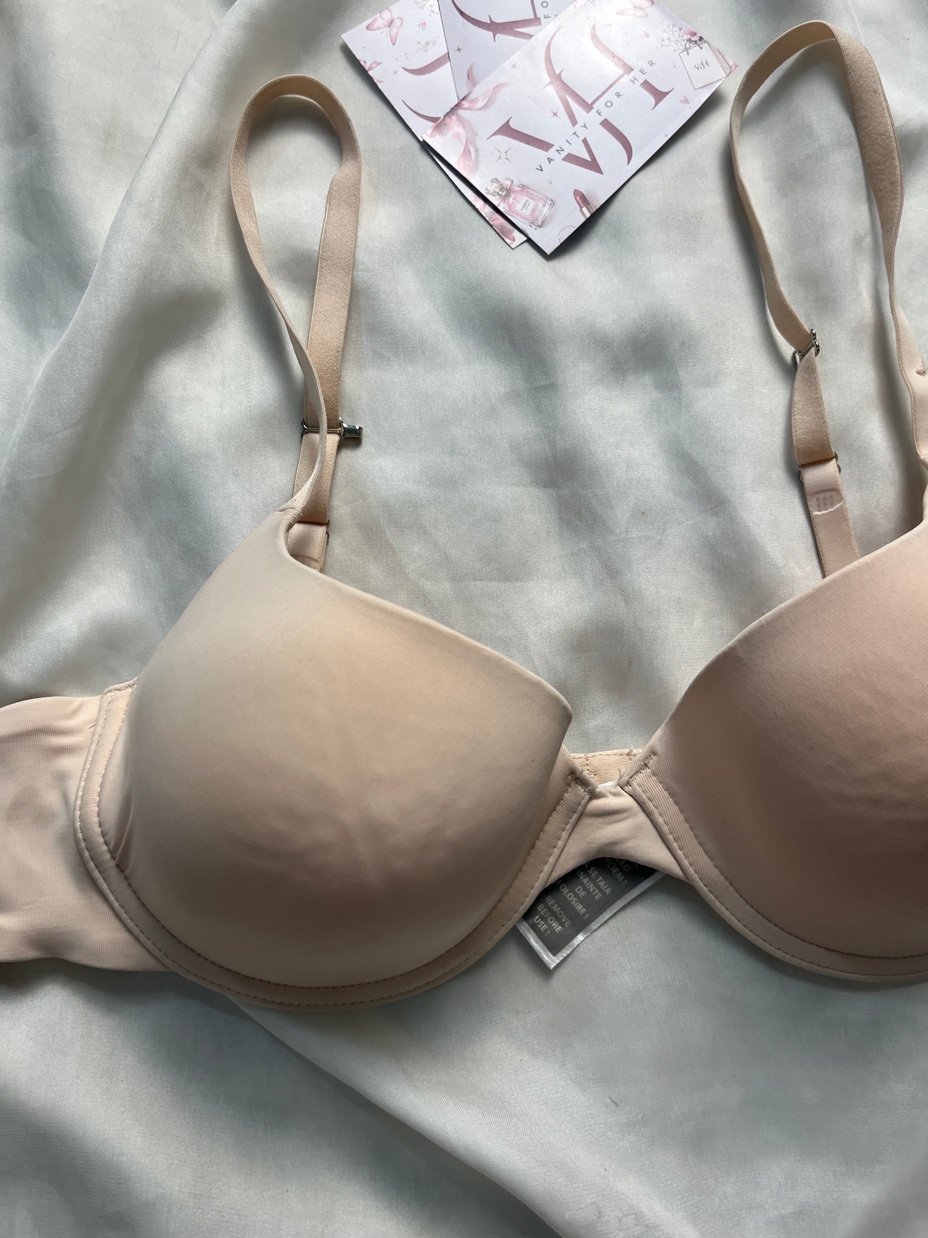 Seamless tshirt 38B bra