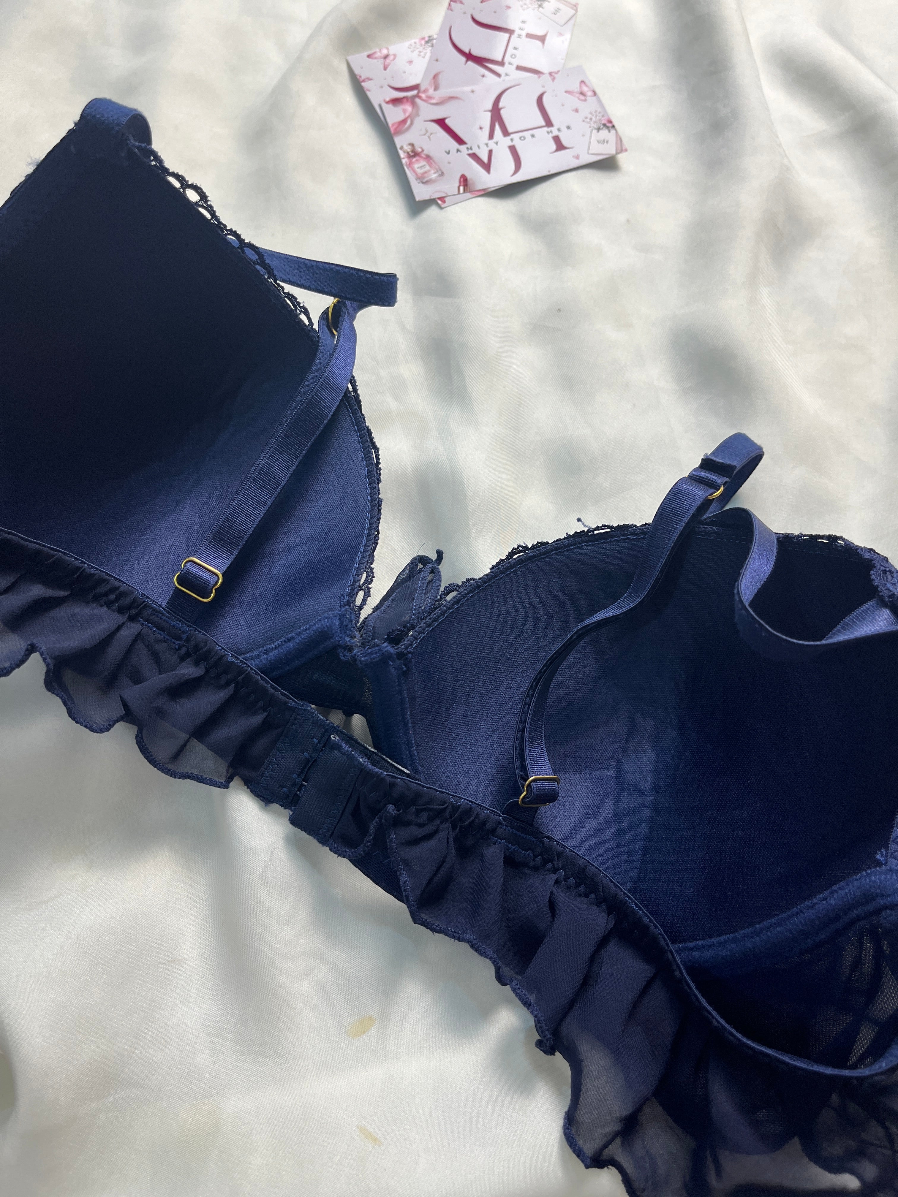 Slightly pushup 34C bra
