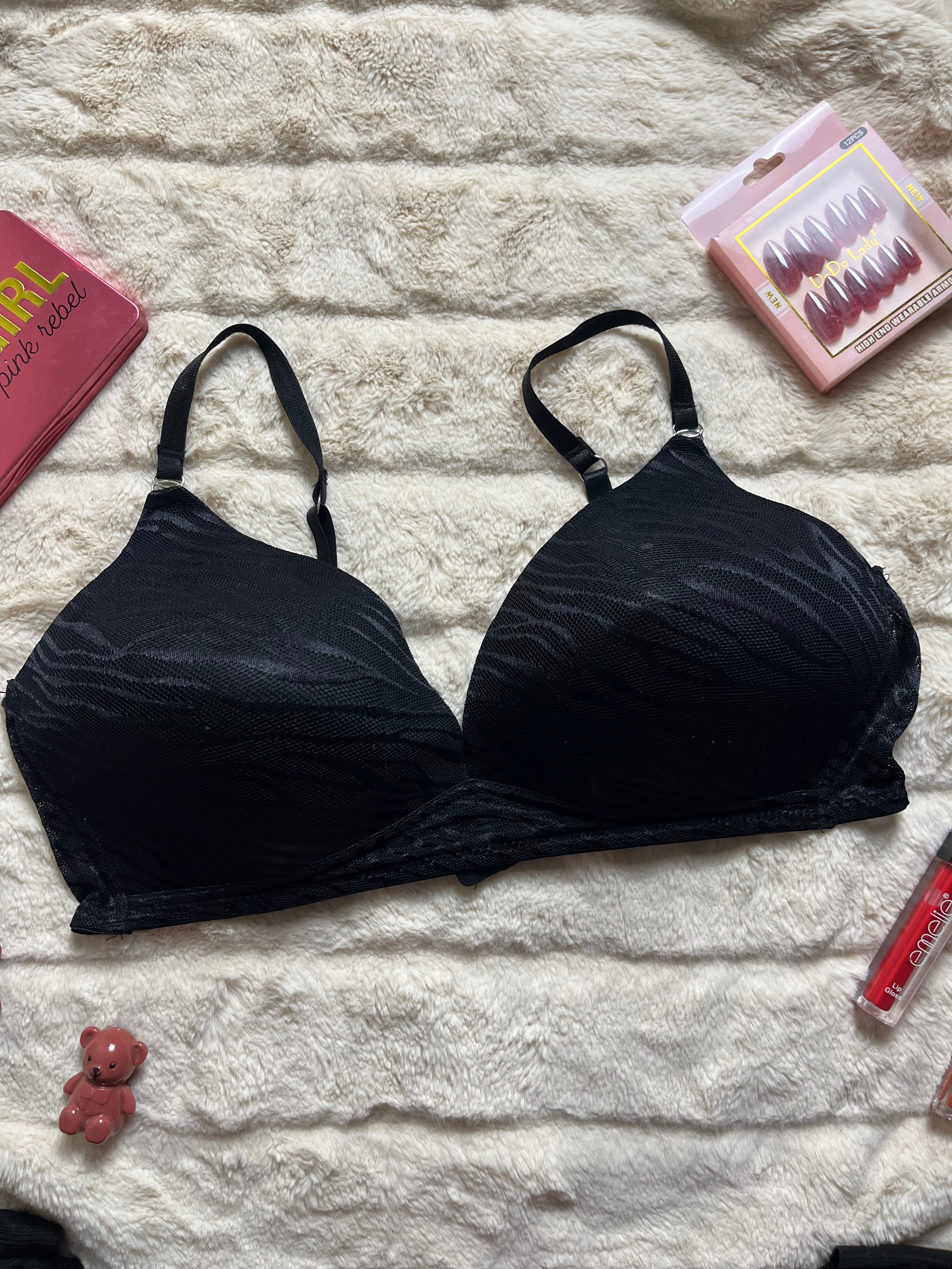 Super comfy non padded and wireless 40D Bra