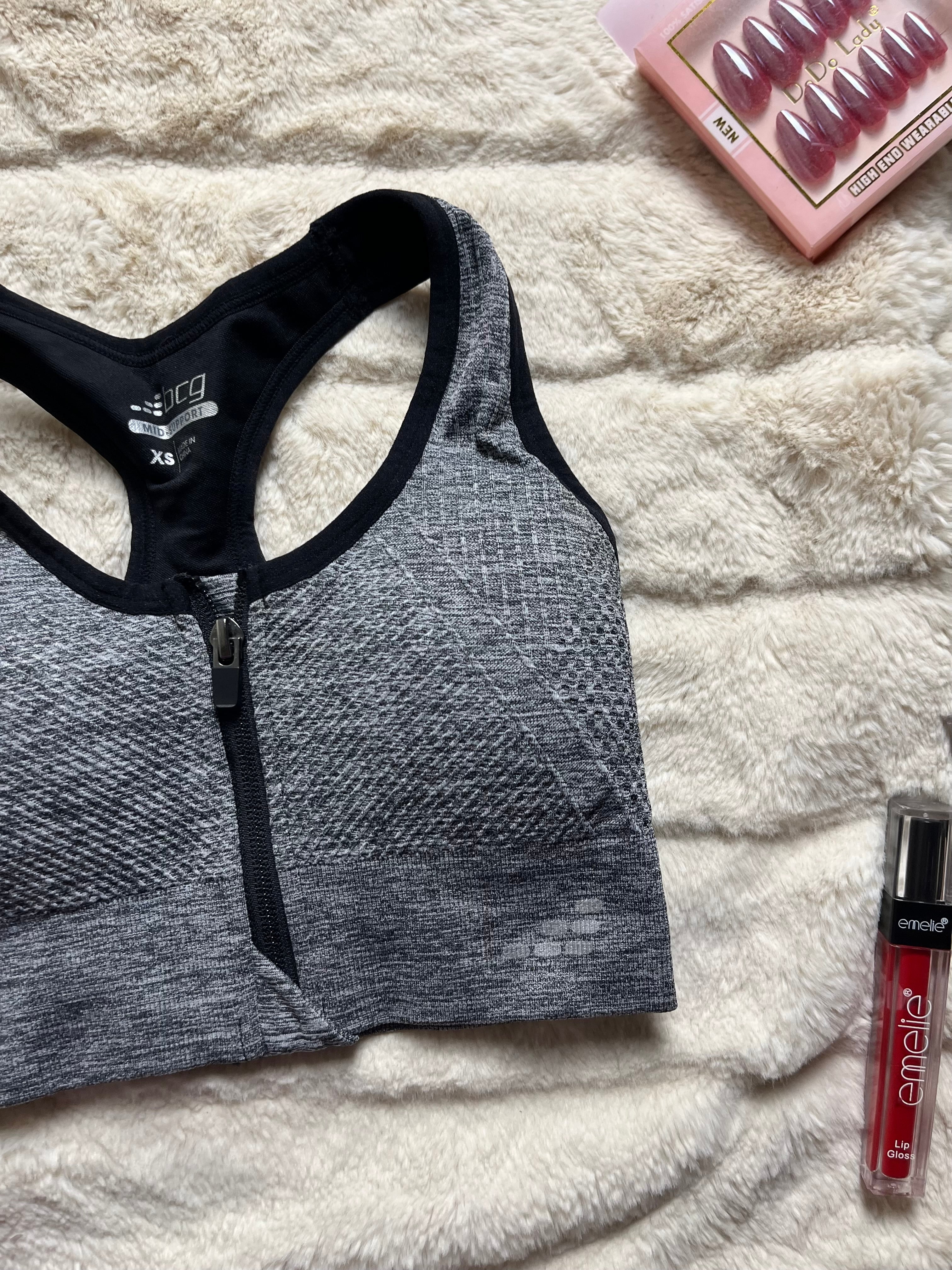 Victoria front open zip small sports bra