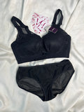 Padded bra set : 32B with small panty