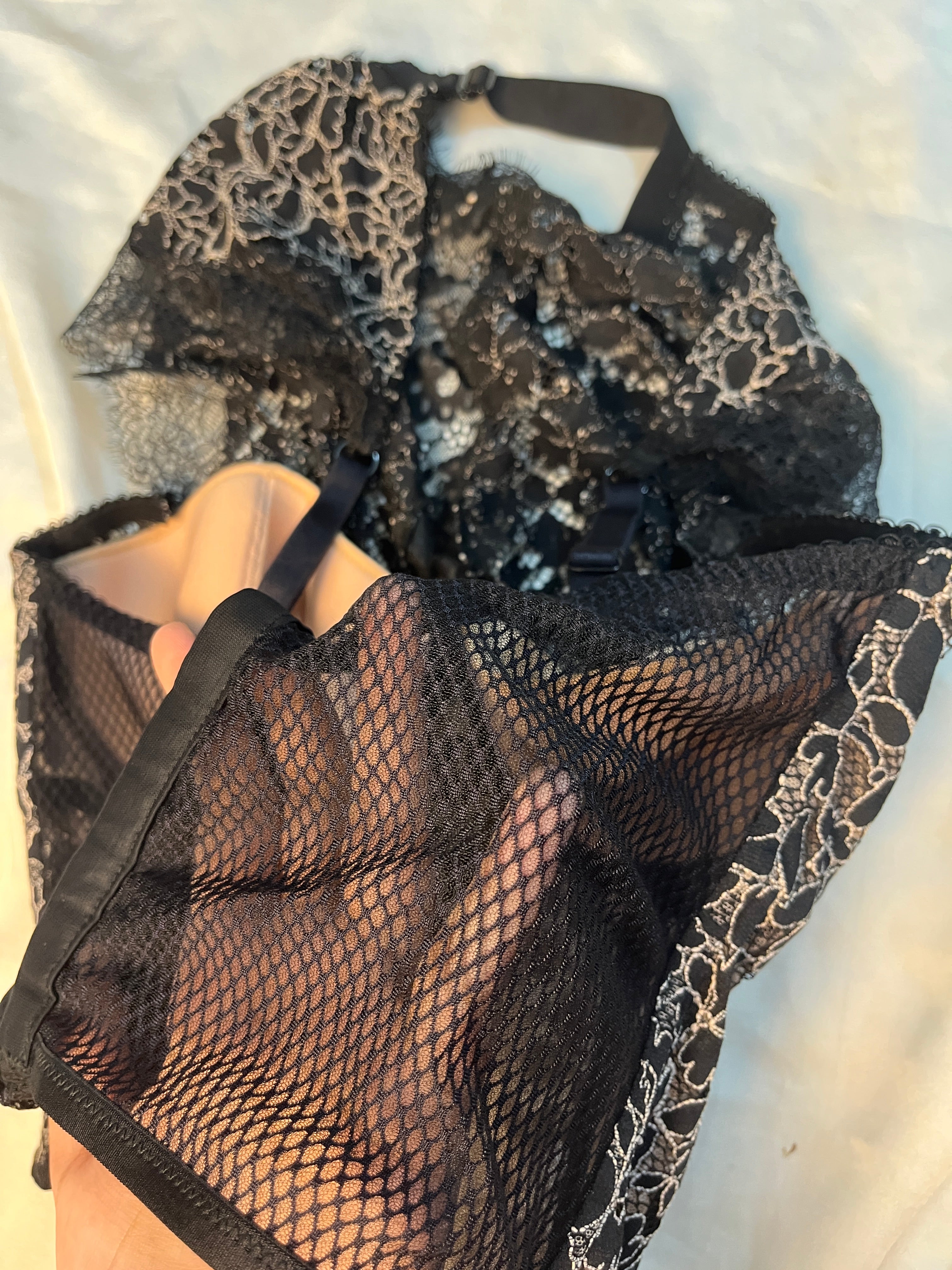 Victoria secret corset size : 36D