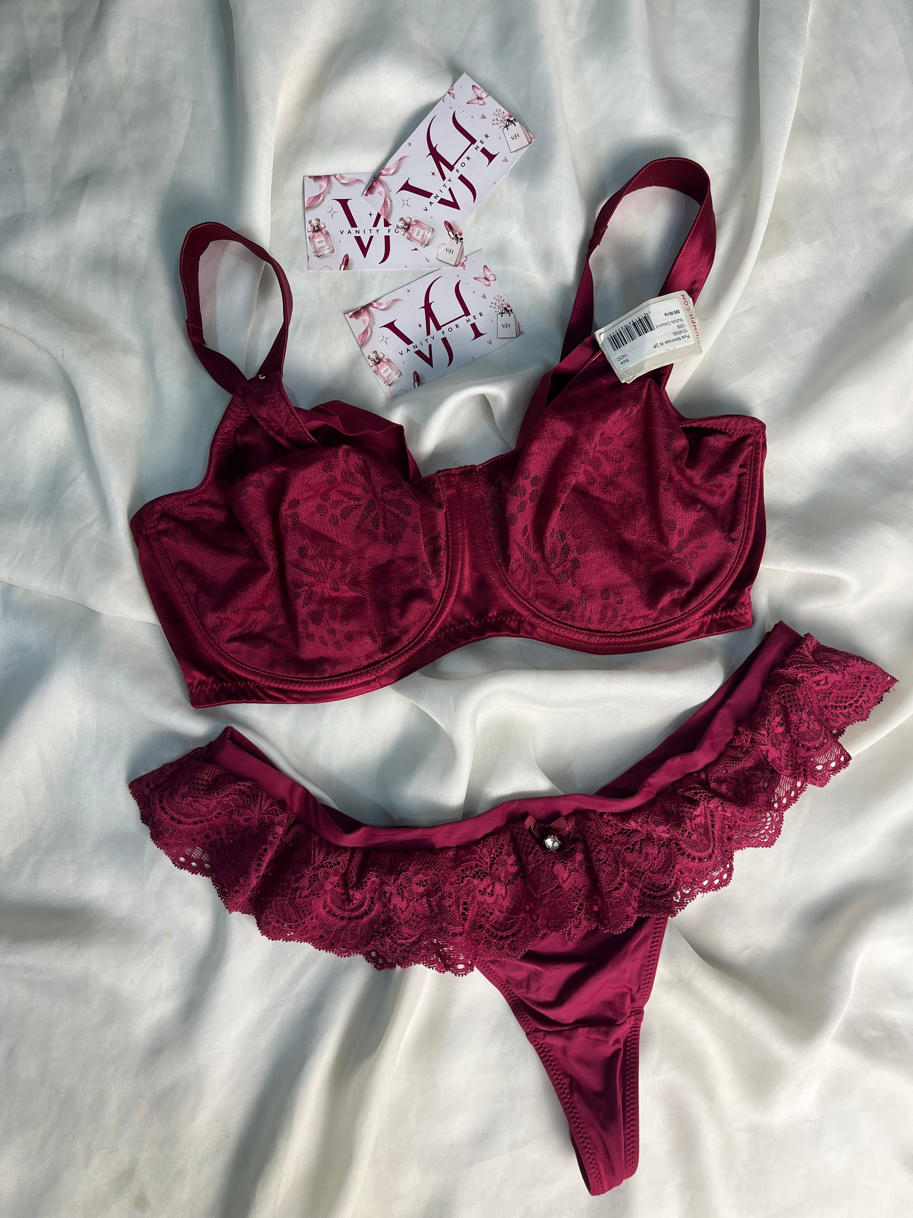 Tagged triumph bralette with sexy thong size : 34DD with large thong
