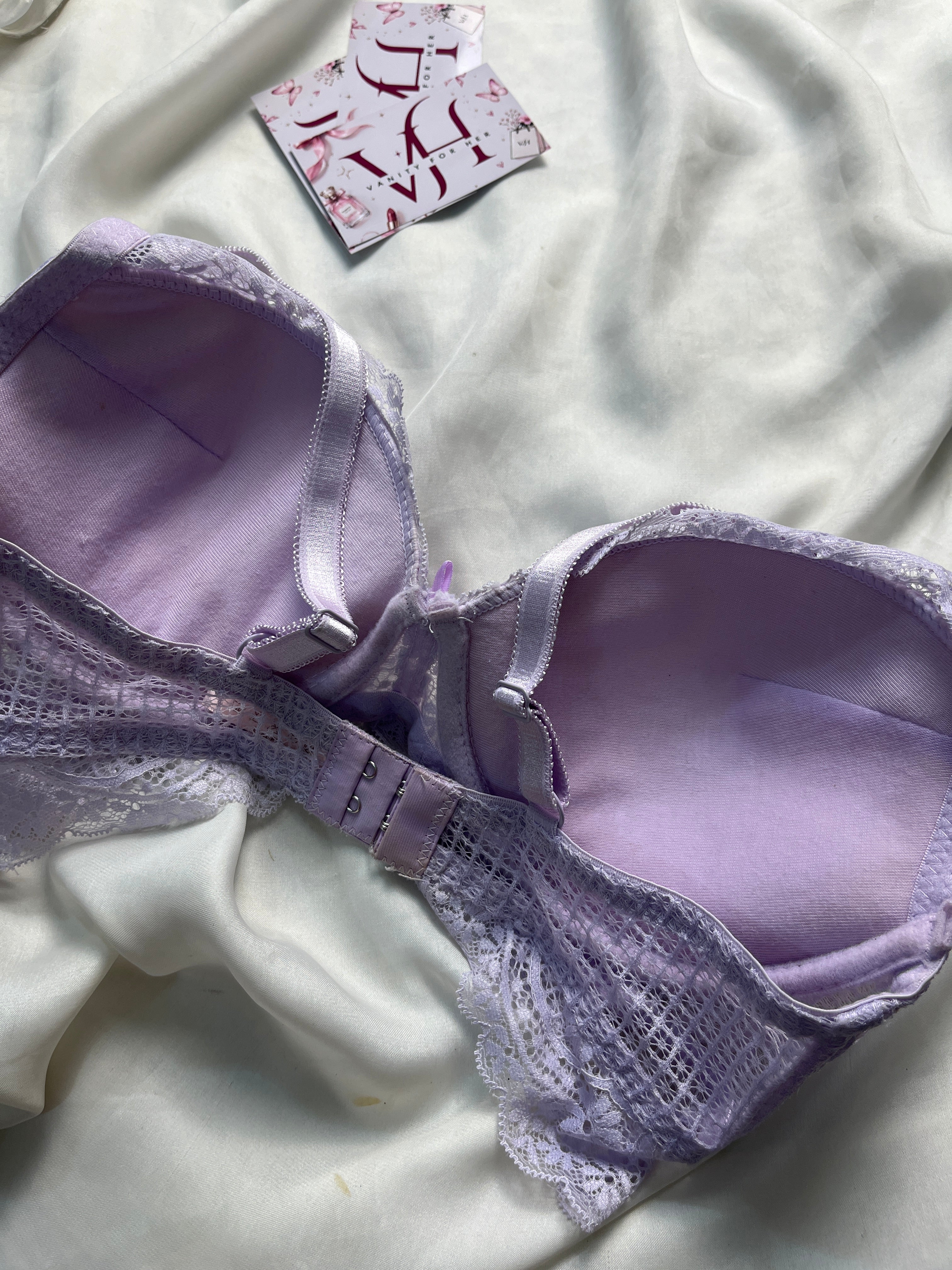 Slightly pushup 32C bra