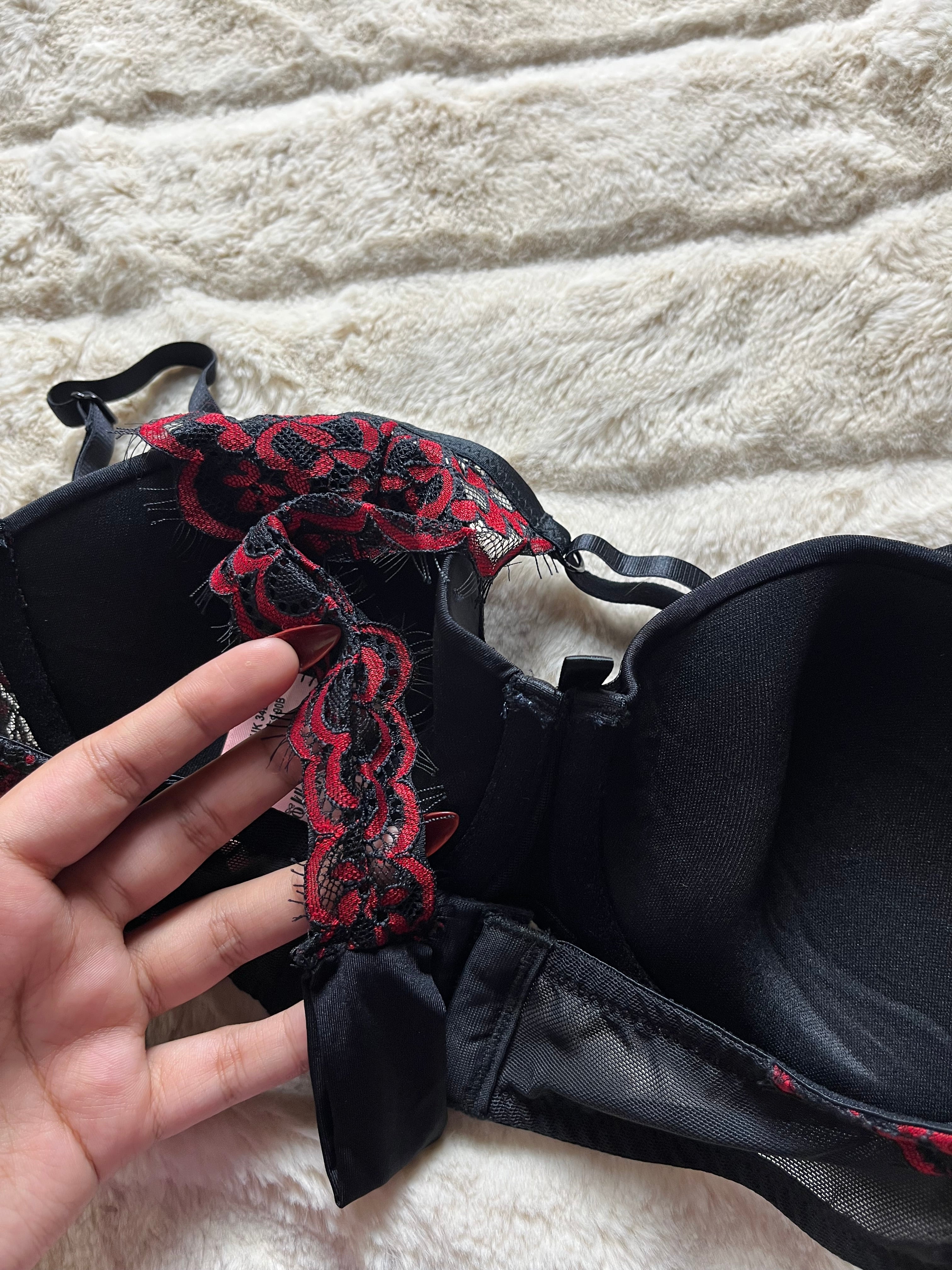 Hunkemoller Tshirt fancy 34B bra