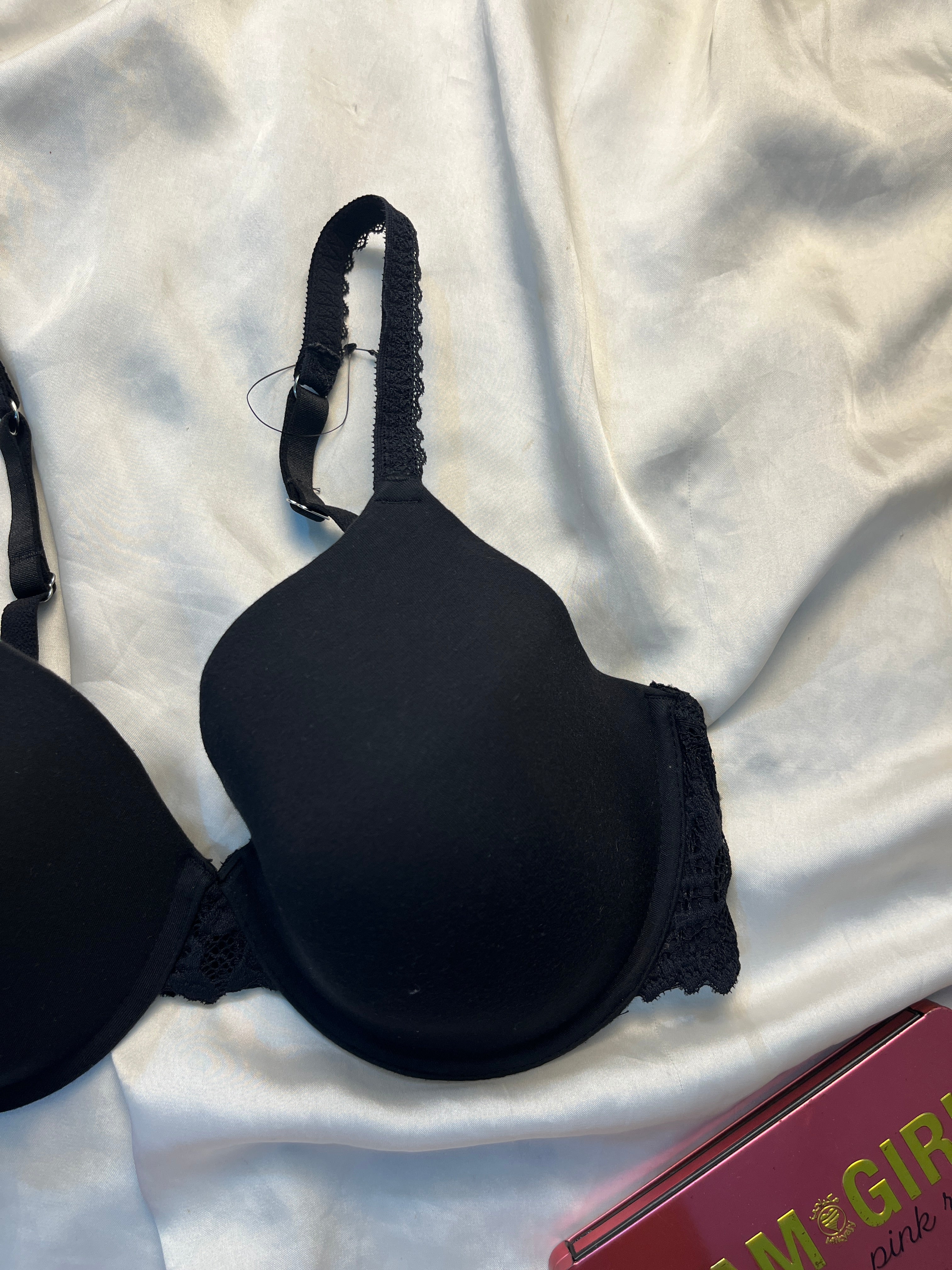 NEXT tshirt bra size : 36D