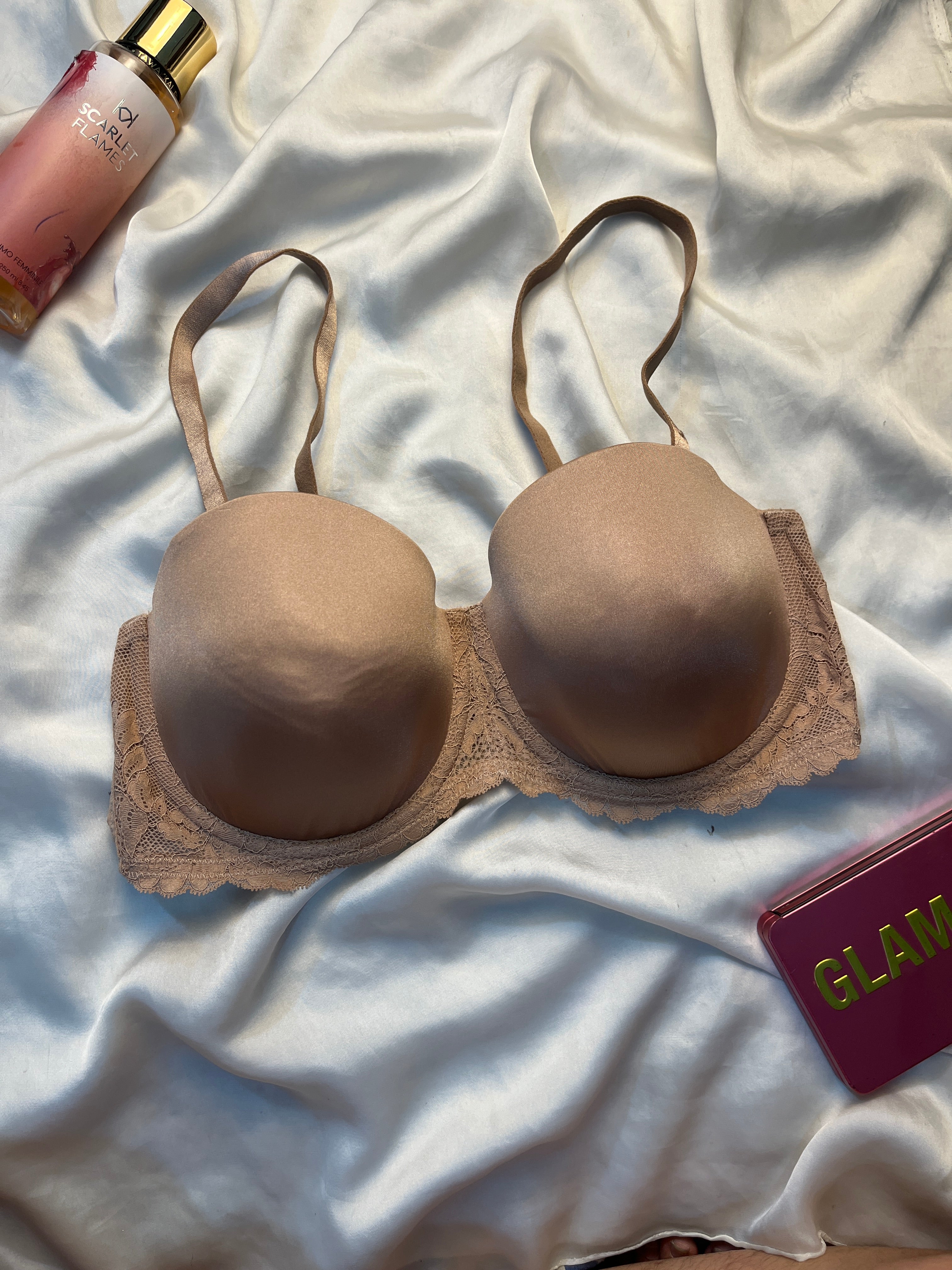 NEXT Tshirt bra size : 38C