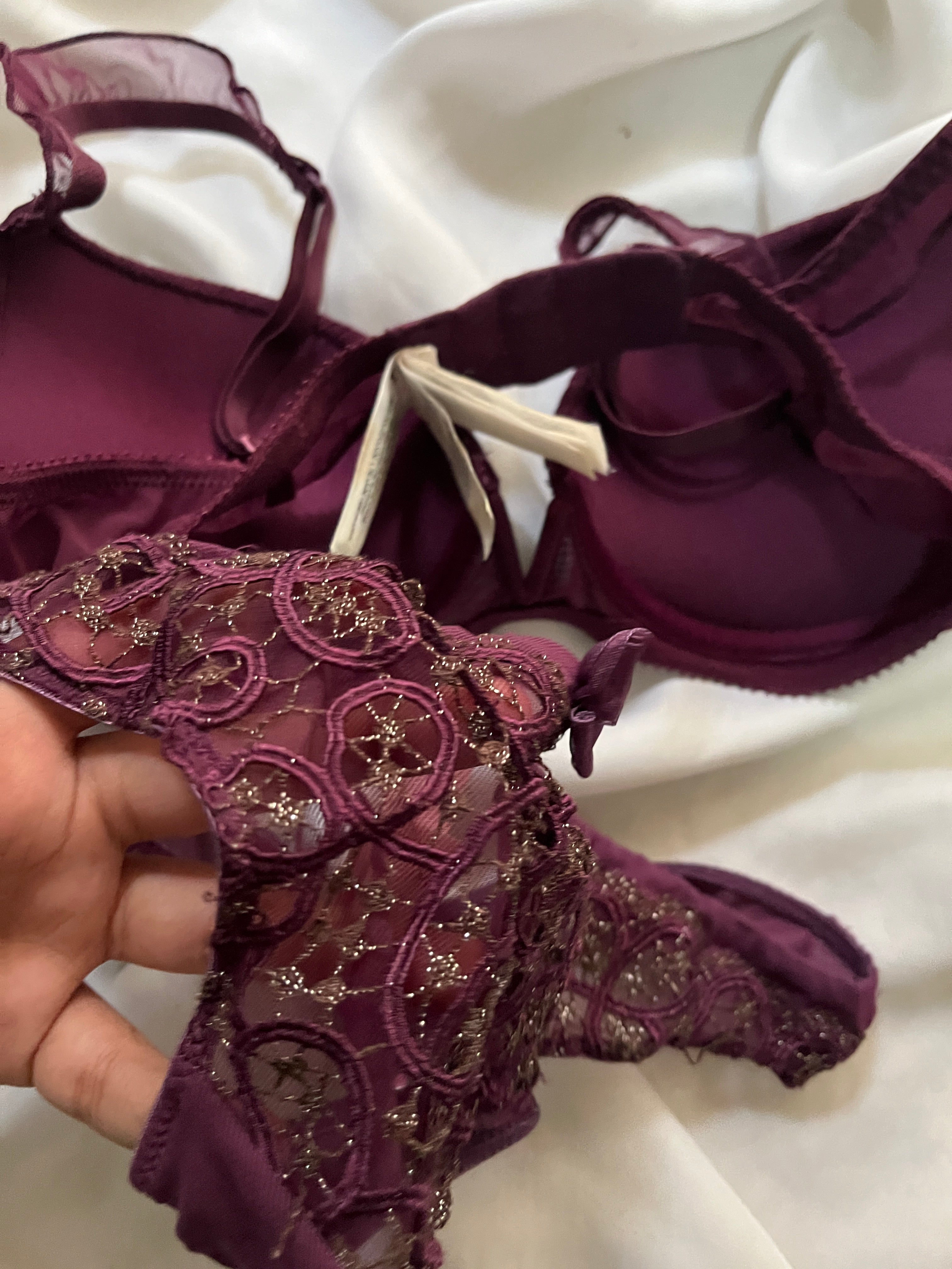 Pushup women’s secret bra size : 32B with small thong