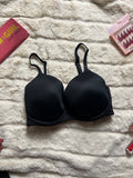 Victoria secret tshirt 32DD bra