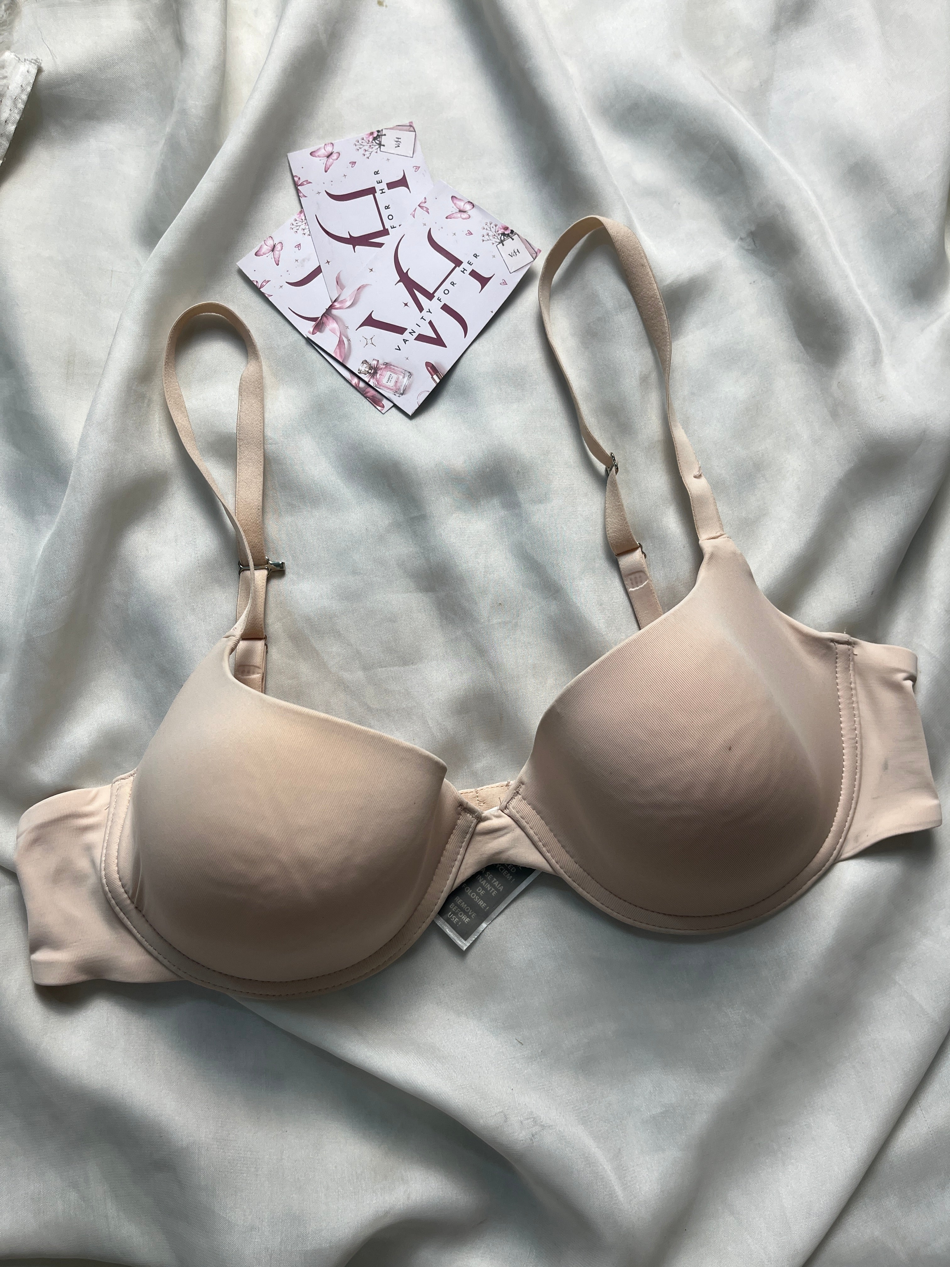 Seamless tshirt 38B bra