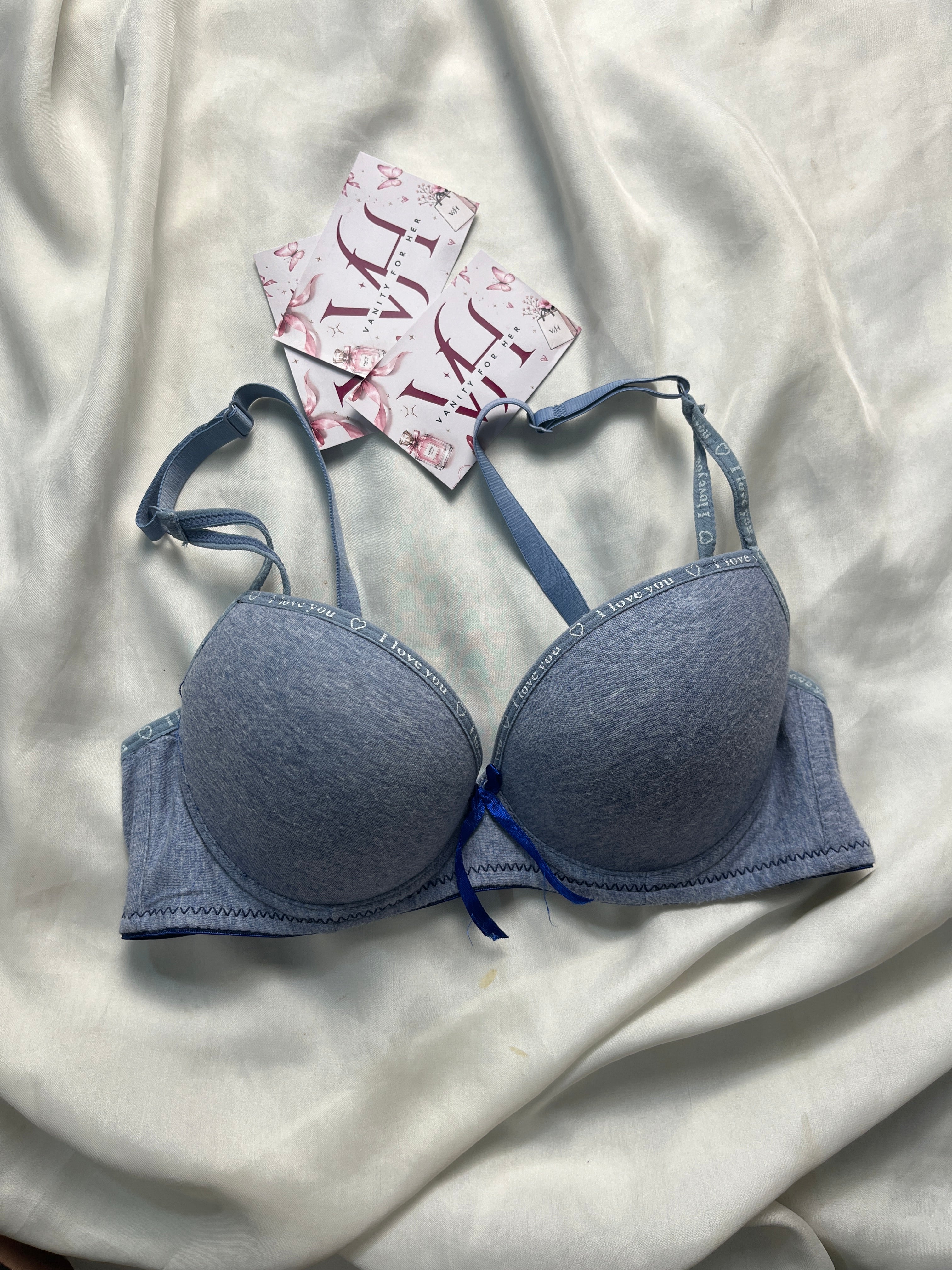 Ancor slightly pushup bra size : 34B