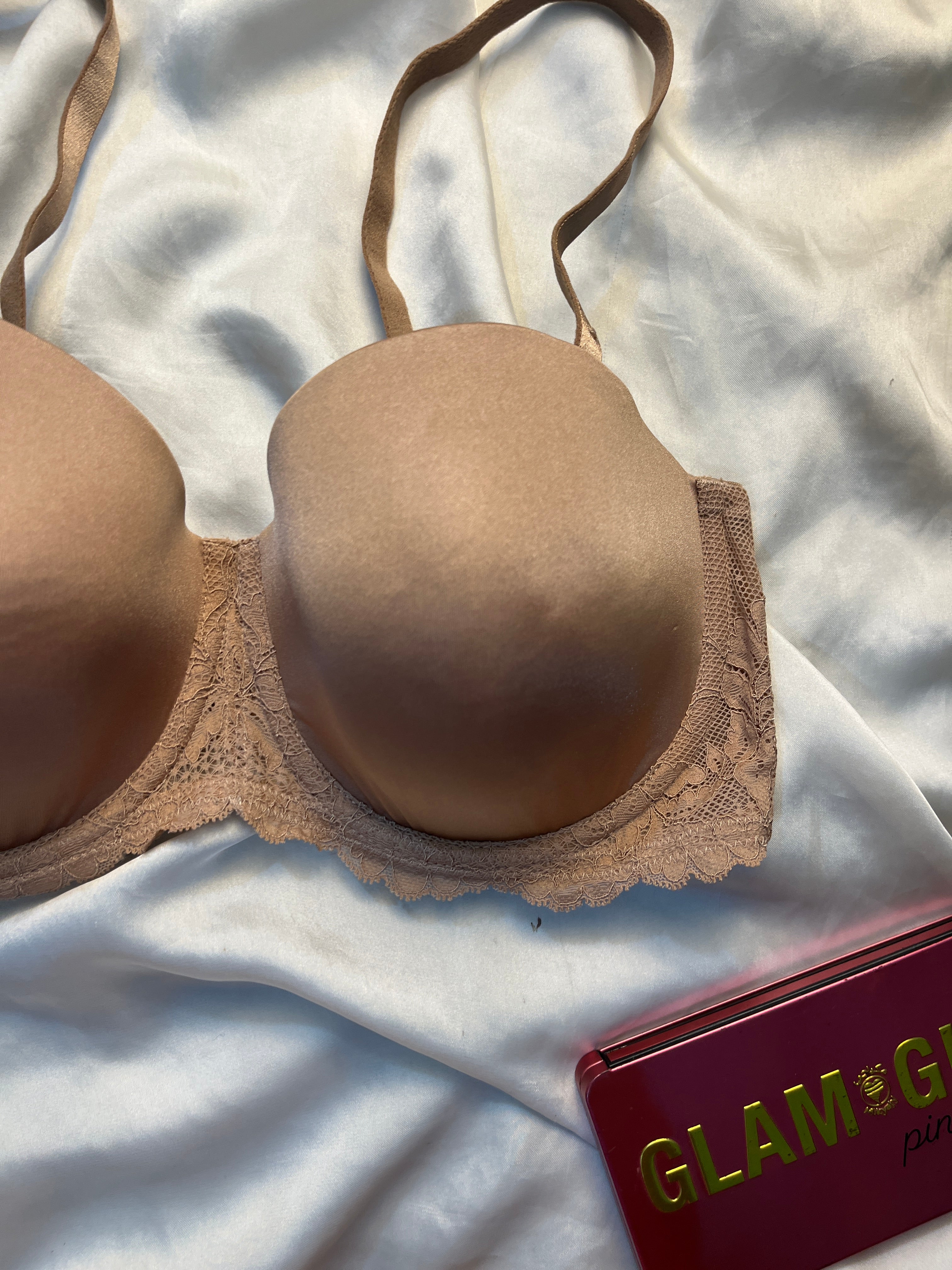 NEXT Tshirt bra size : 38C