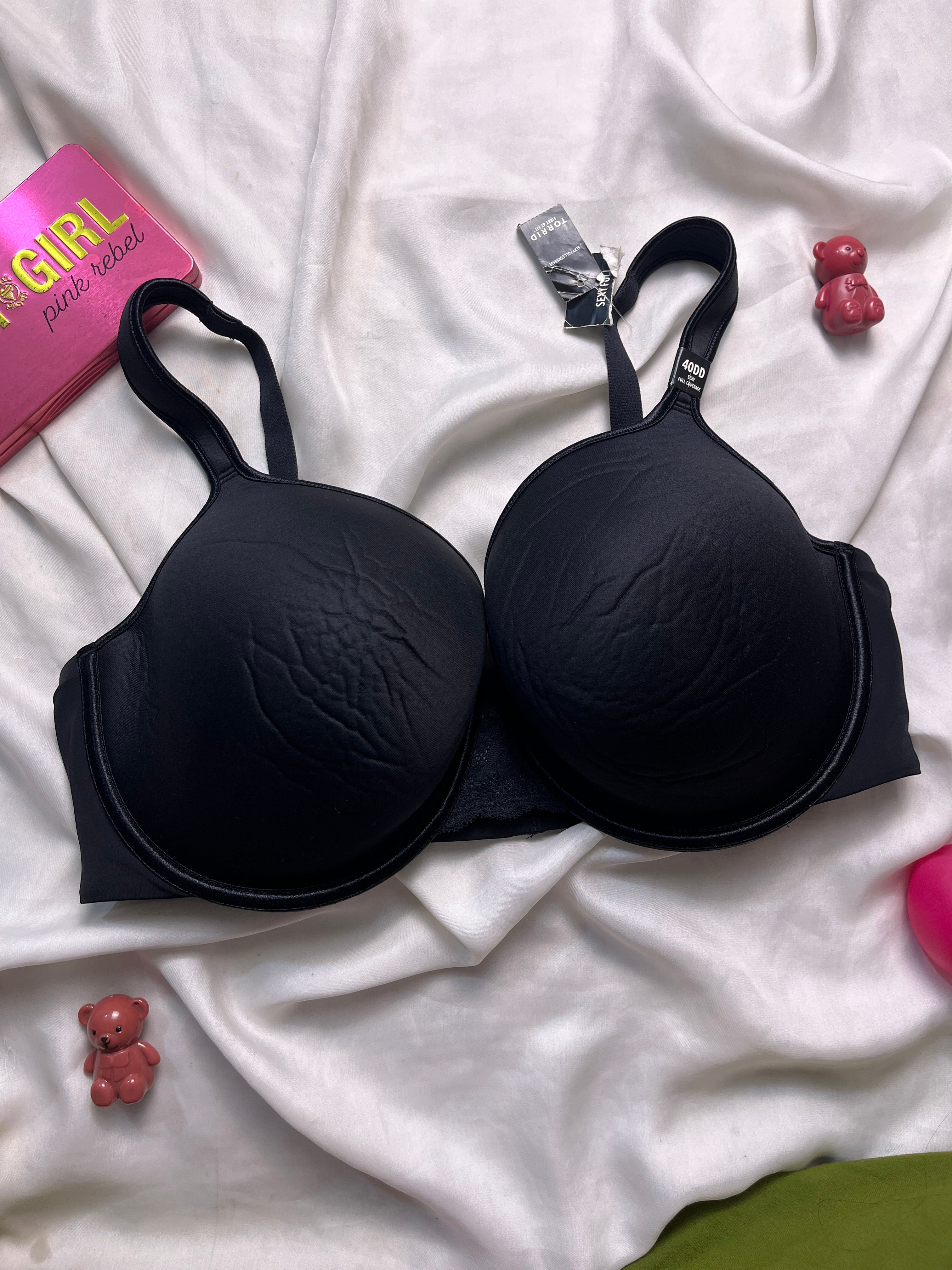 Tagged tshirt Torrid Full coverage 40DD/38DDD bra