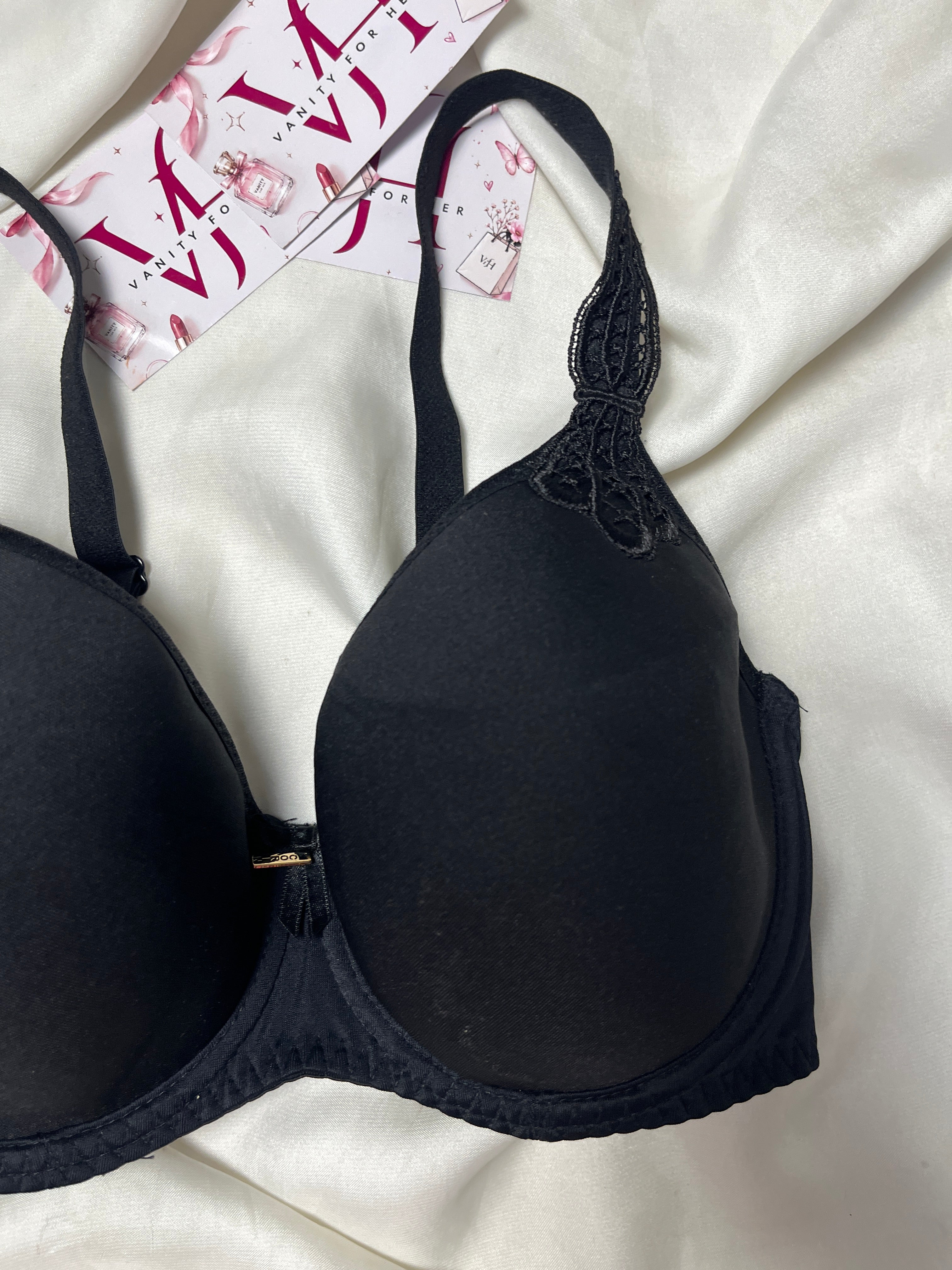 Tshirt 32D bra