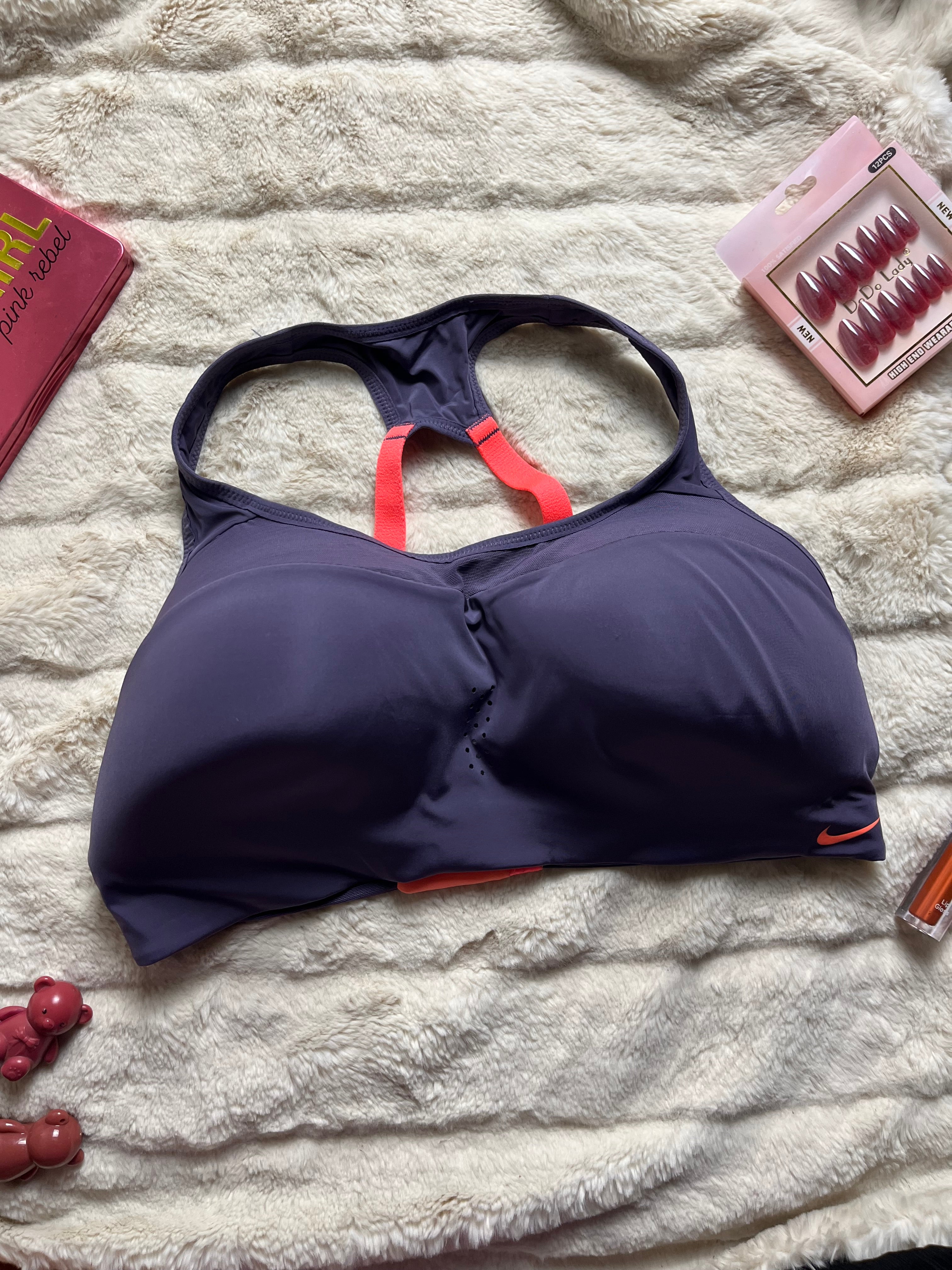 Victoria sports Large to Xl non padded supportive sports bra
