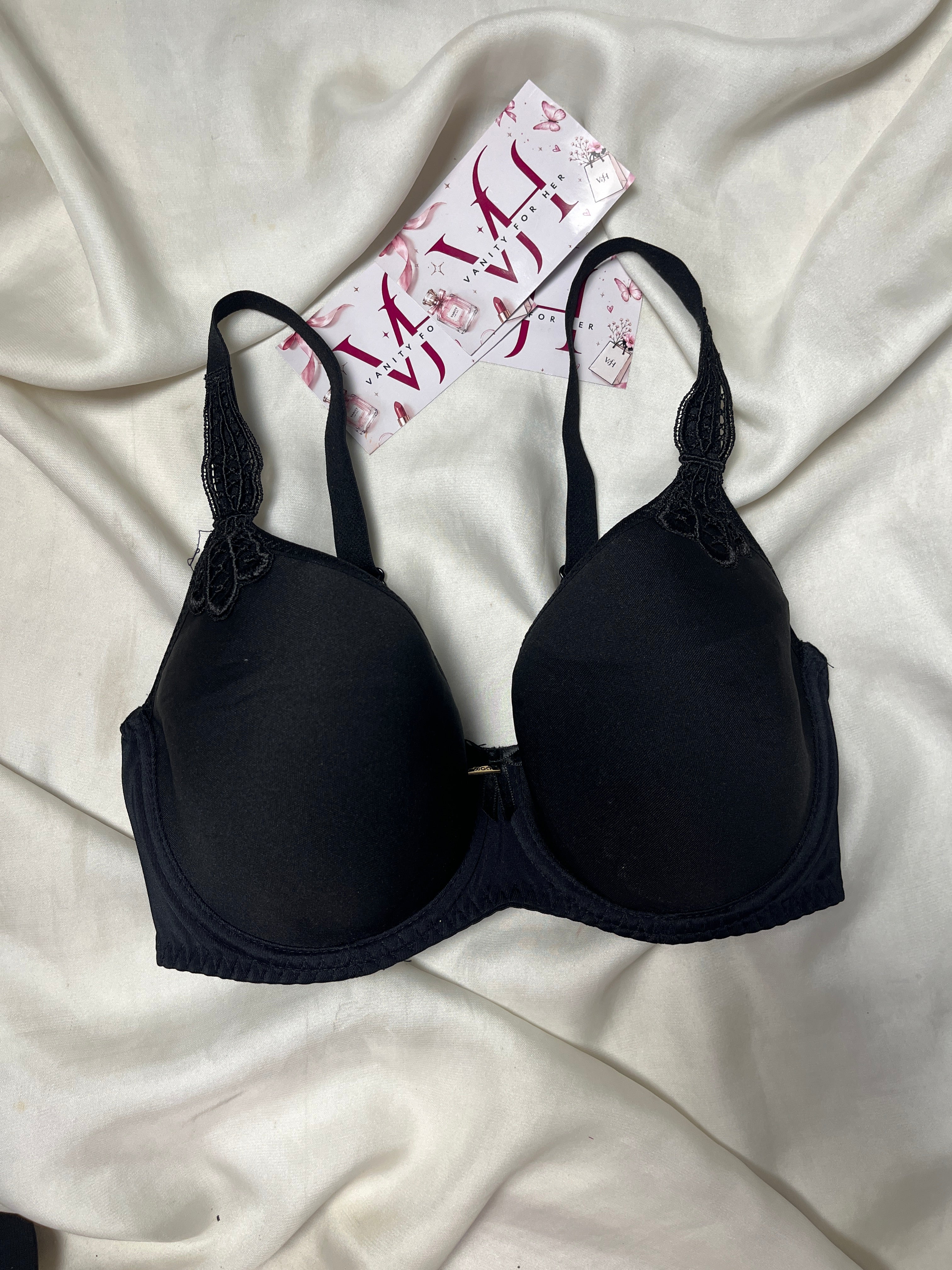 Tshirt 32D bra