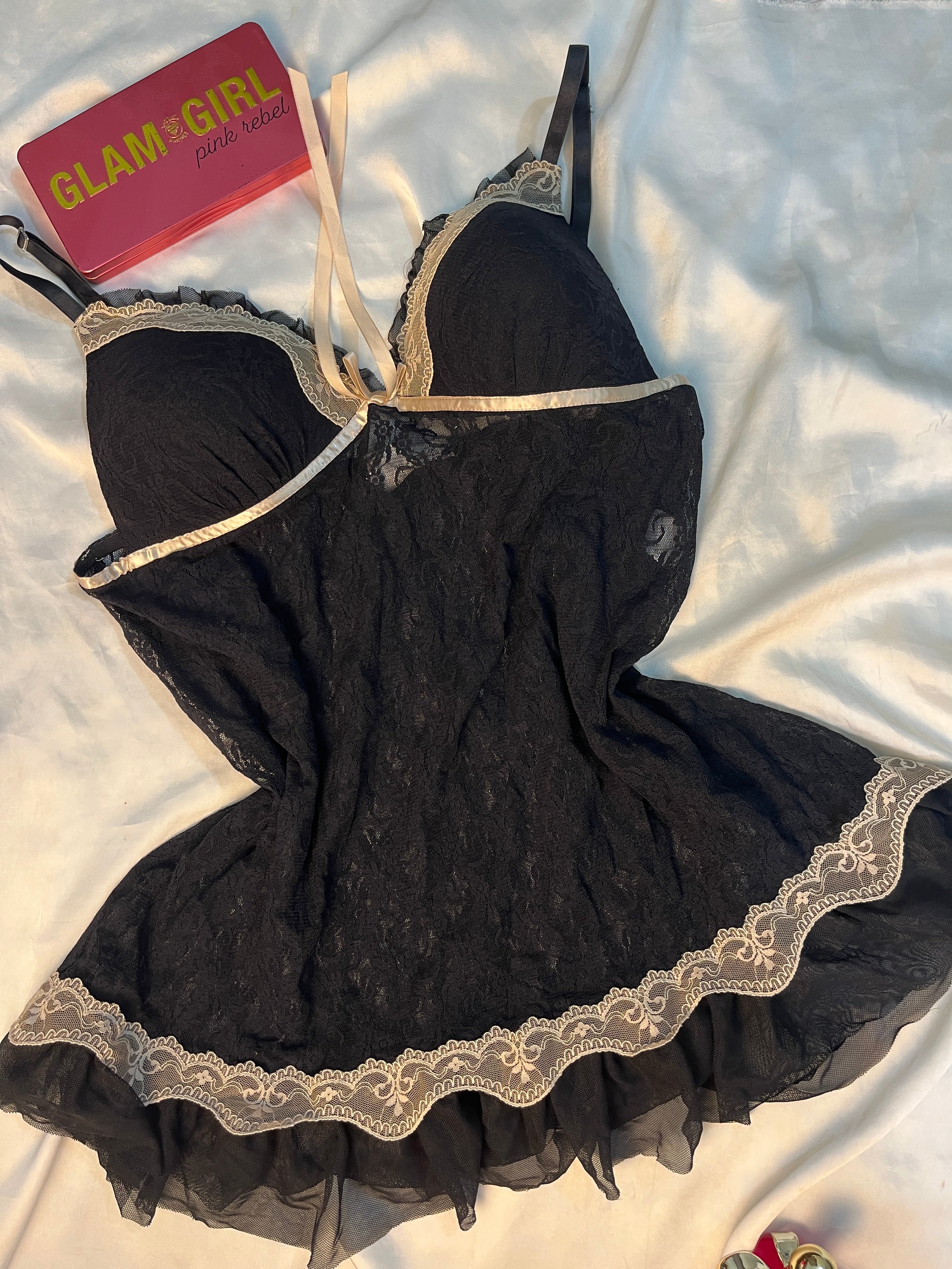 Cinea Donentella Wireless see through lingerie size : large