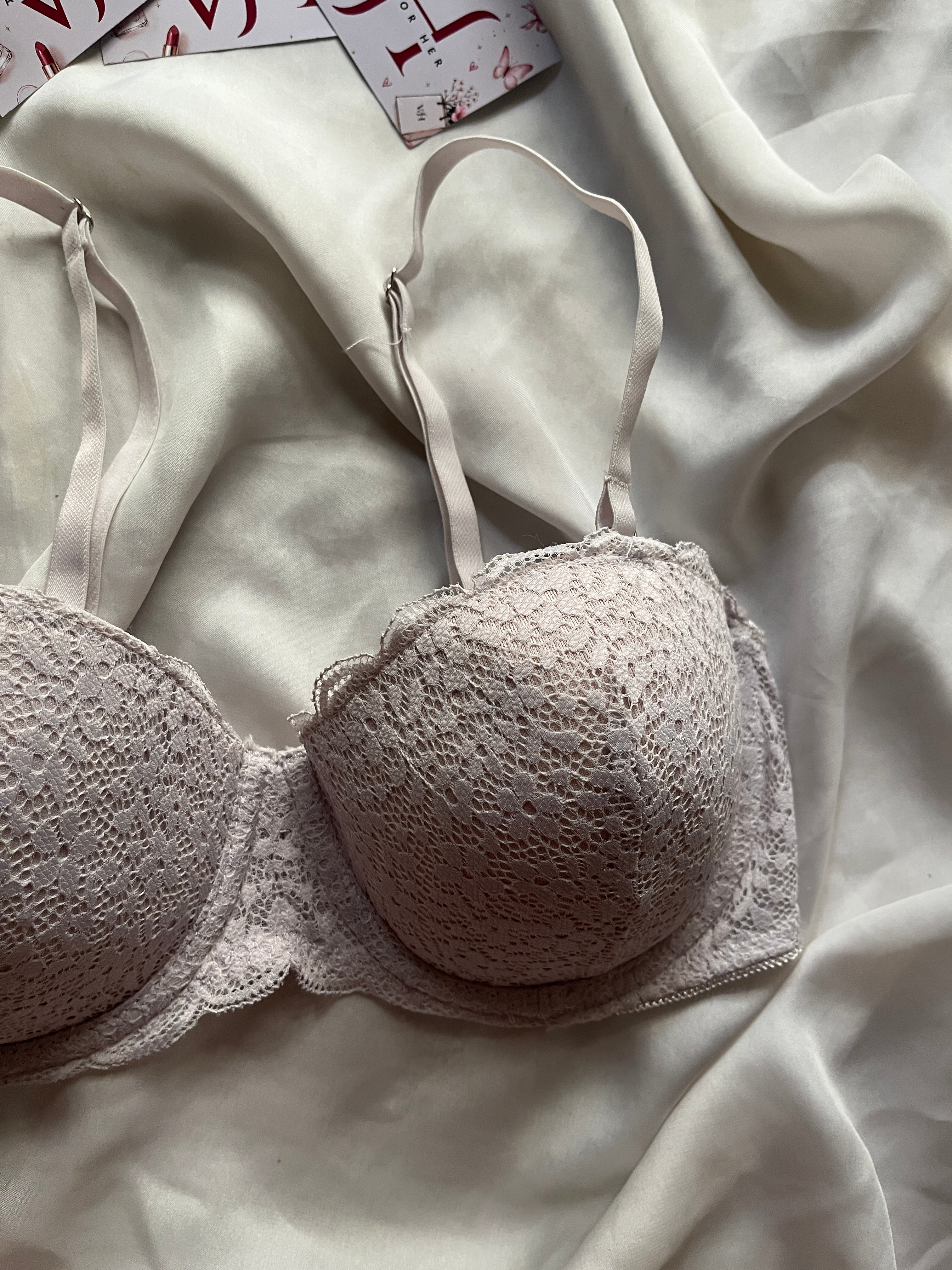 Primark tshirt 32C bra