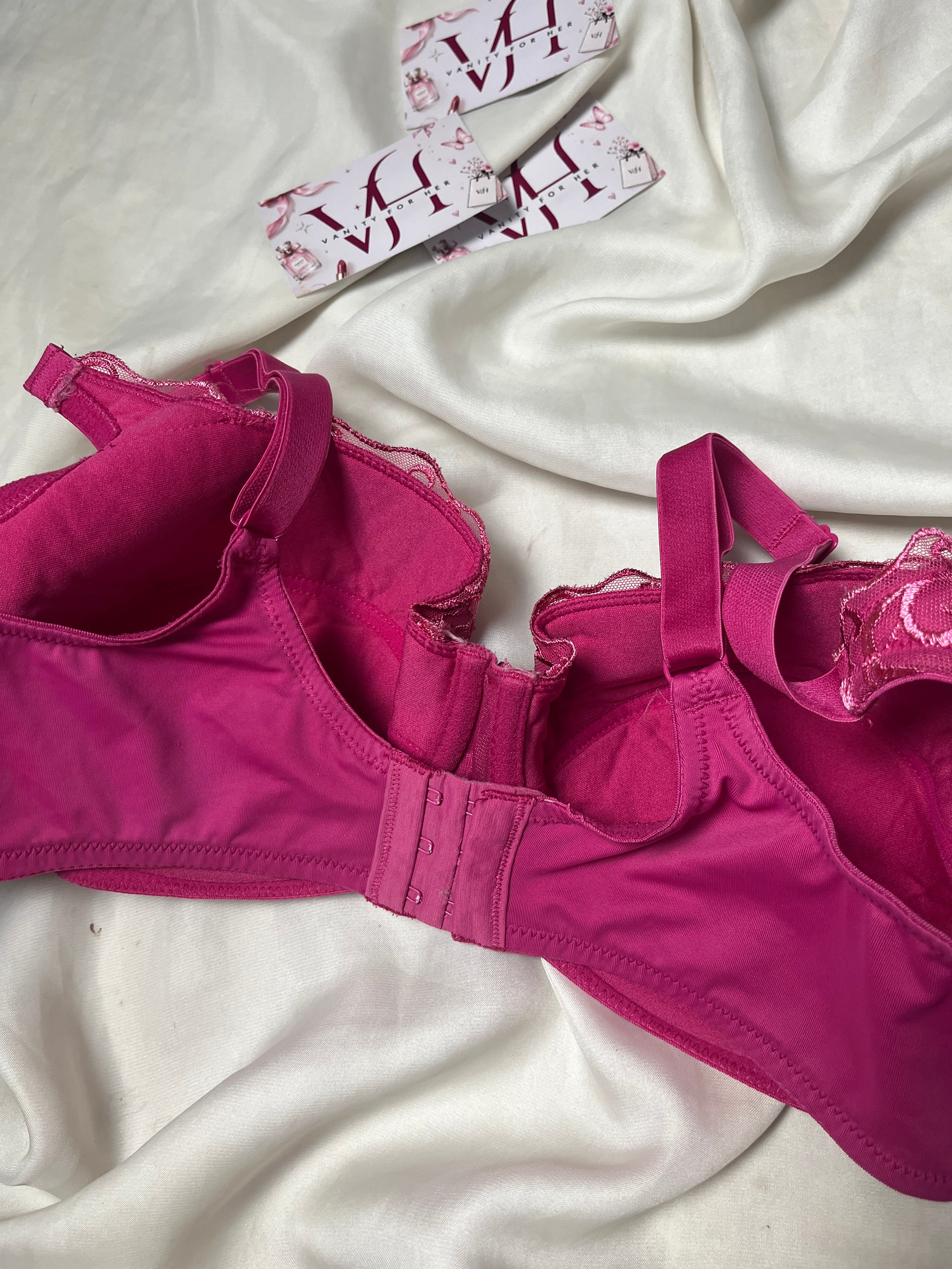 Anko 36E tshirt fancy bra