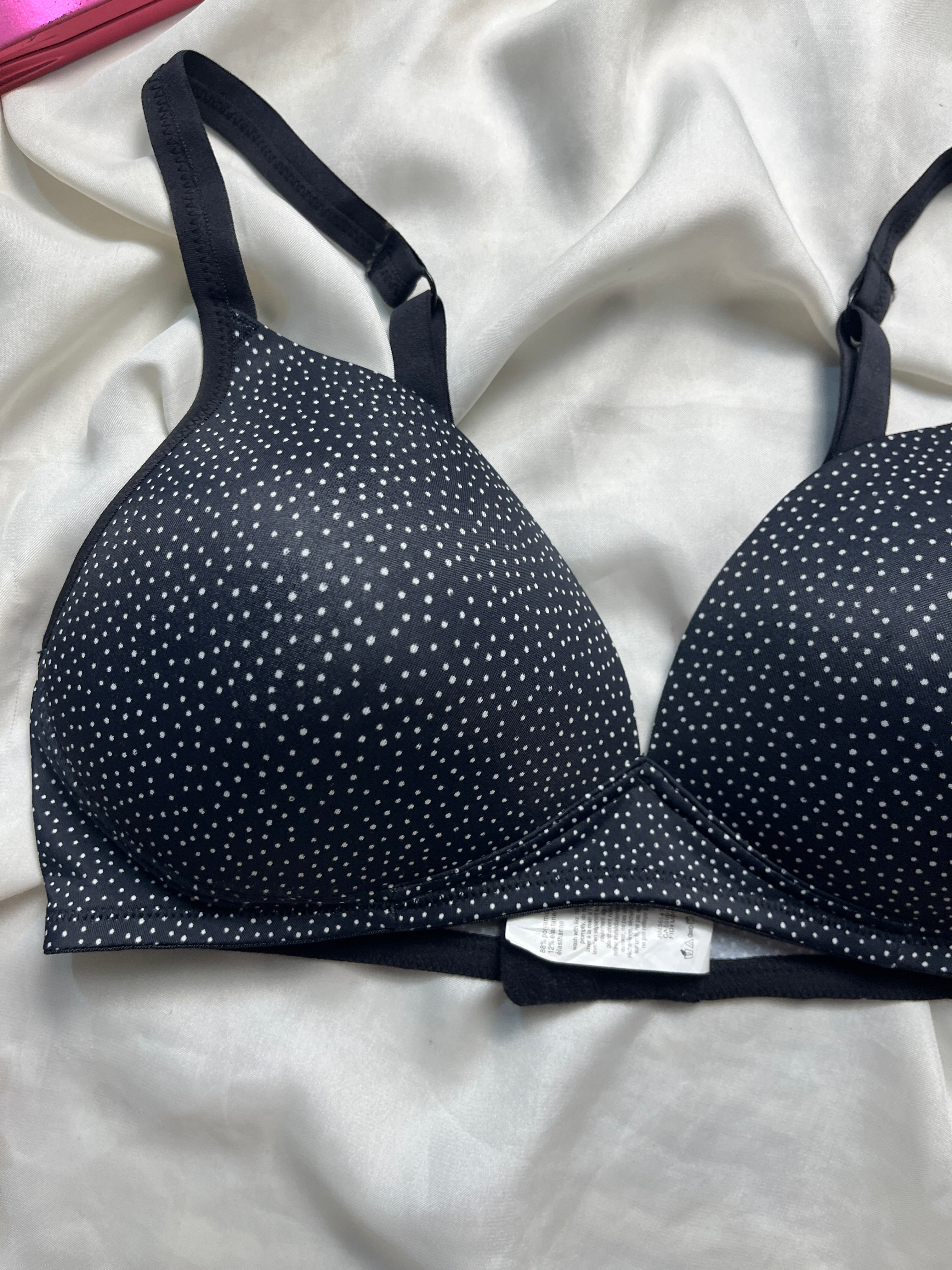 Warners Wireless tshirt 36C bra