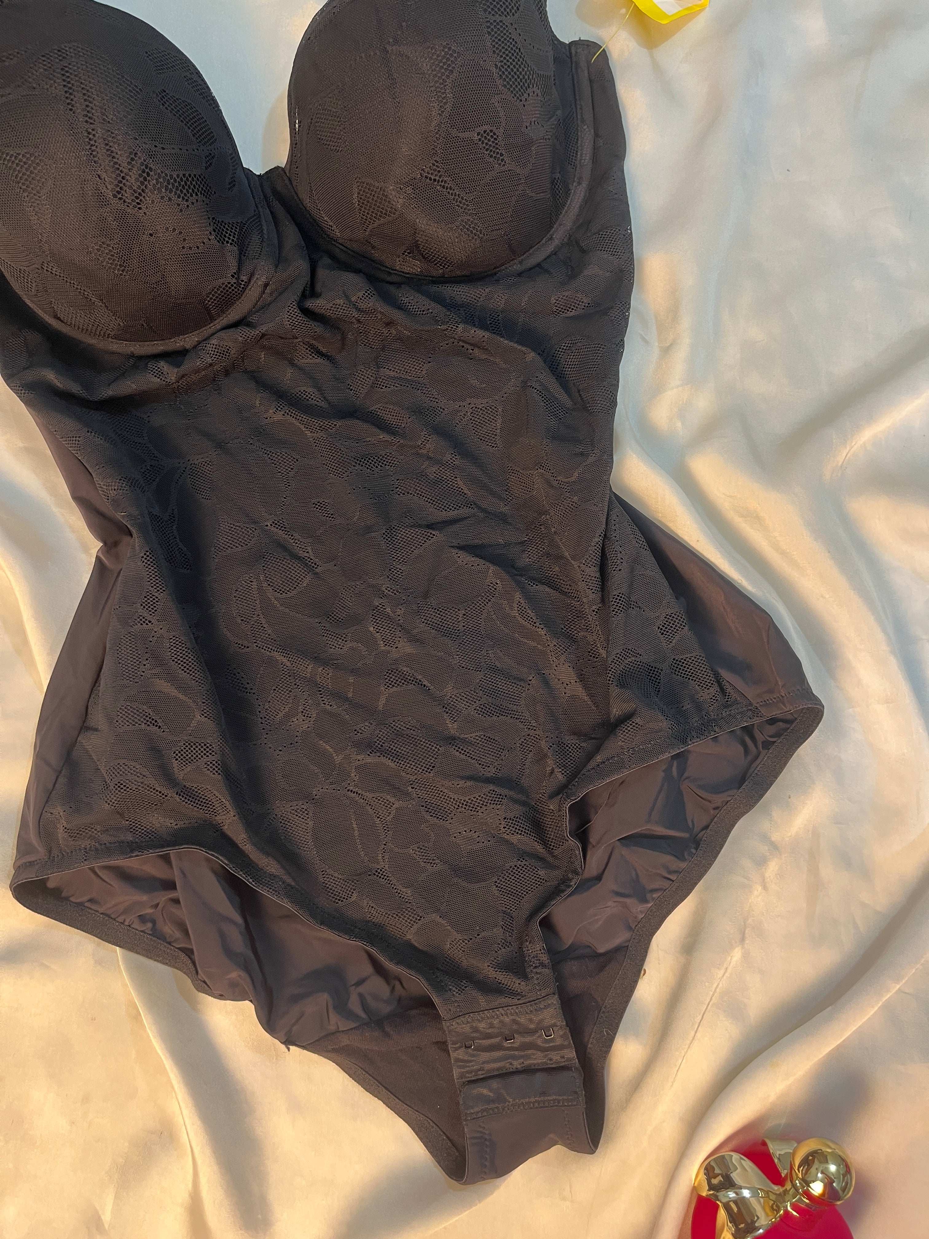 BALI bodyshaper size : 38C