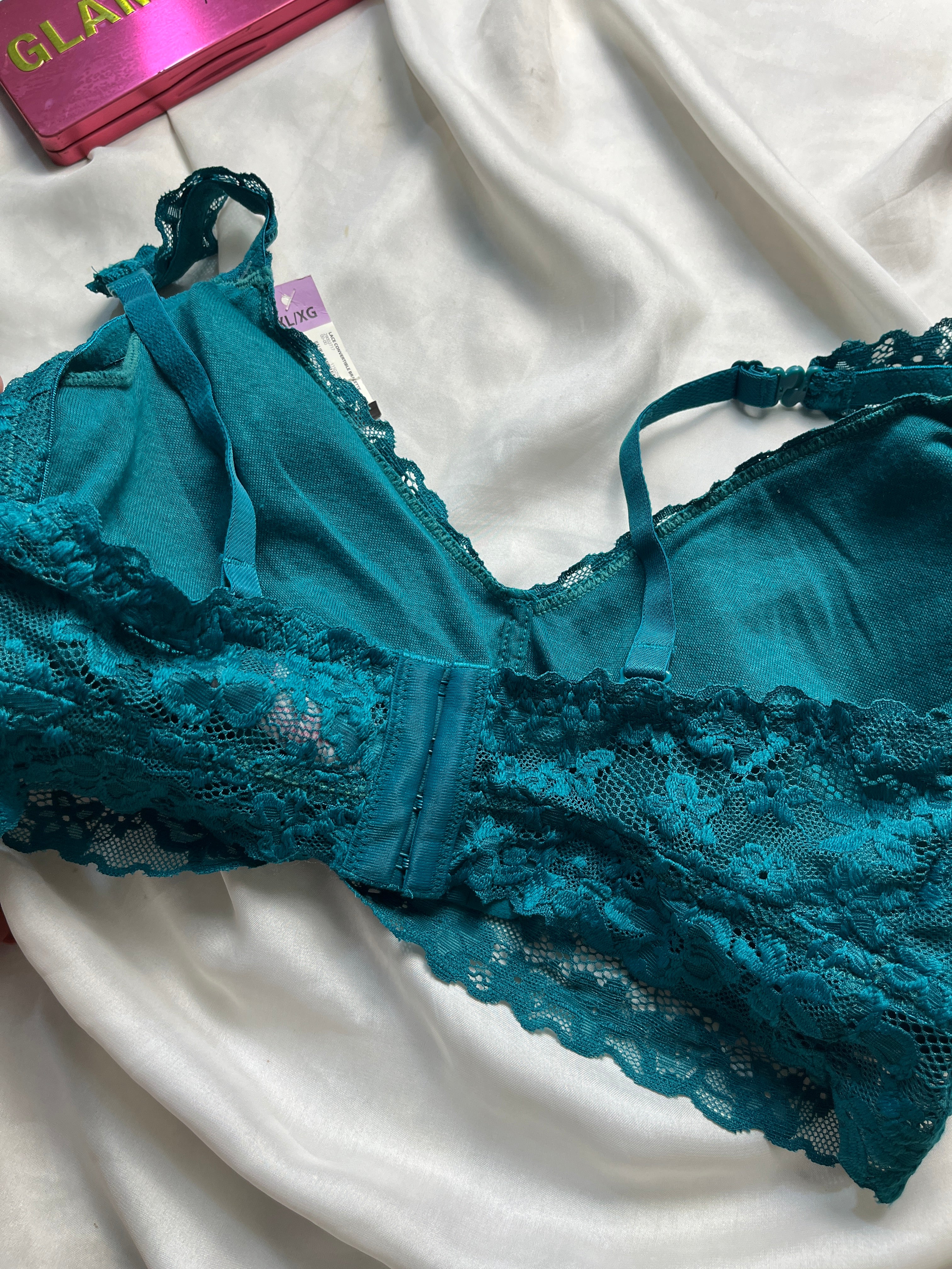 No Boundaries tagged wireless Removeable pads XL bralette