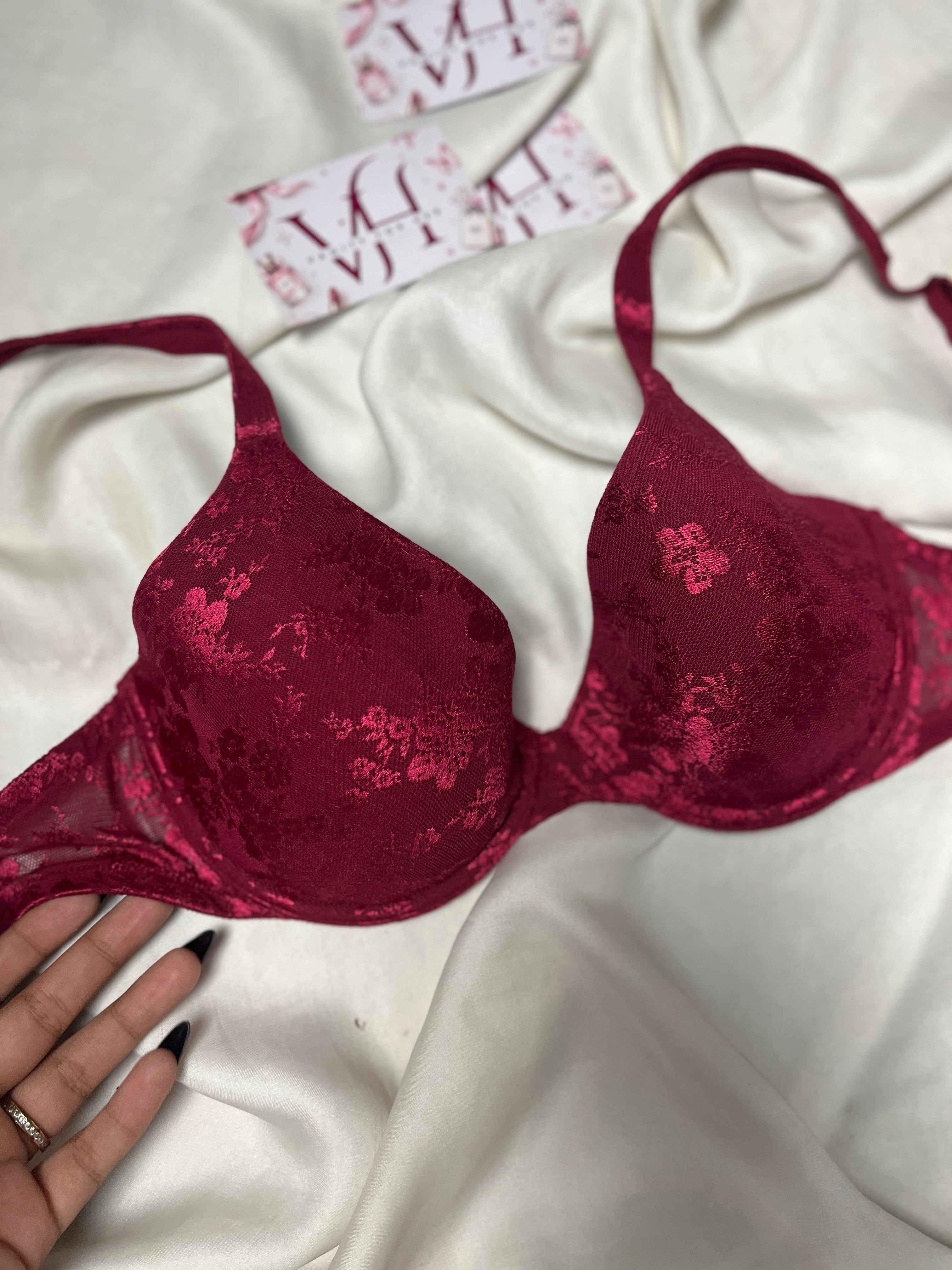 Triumph tshirt bra size : 34C