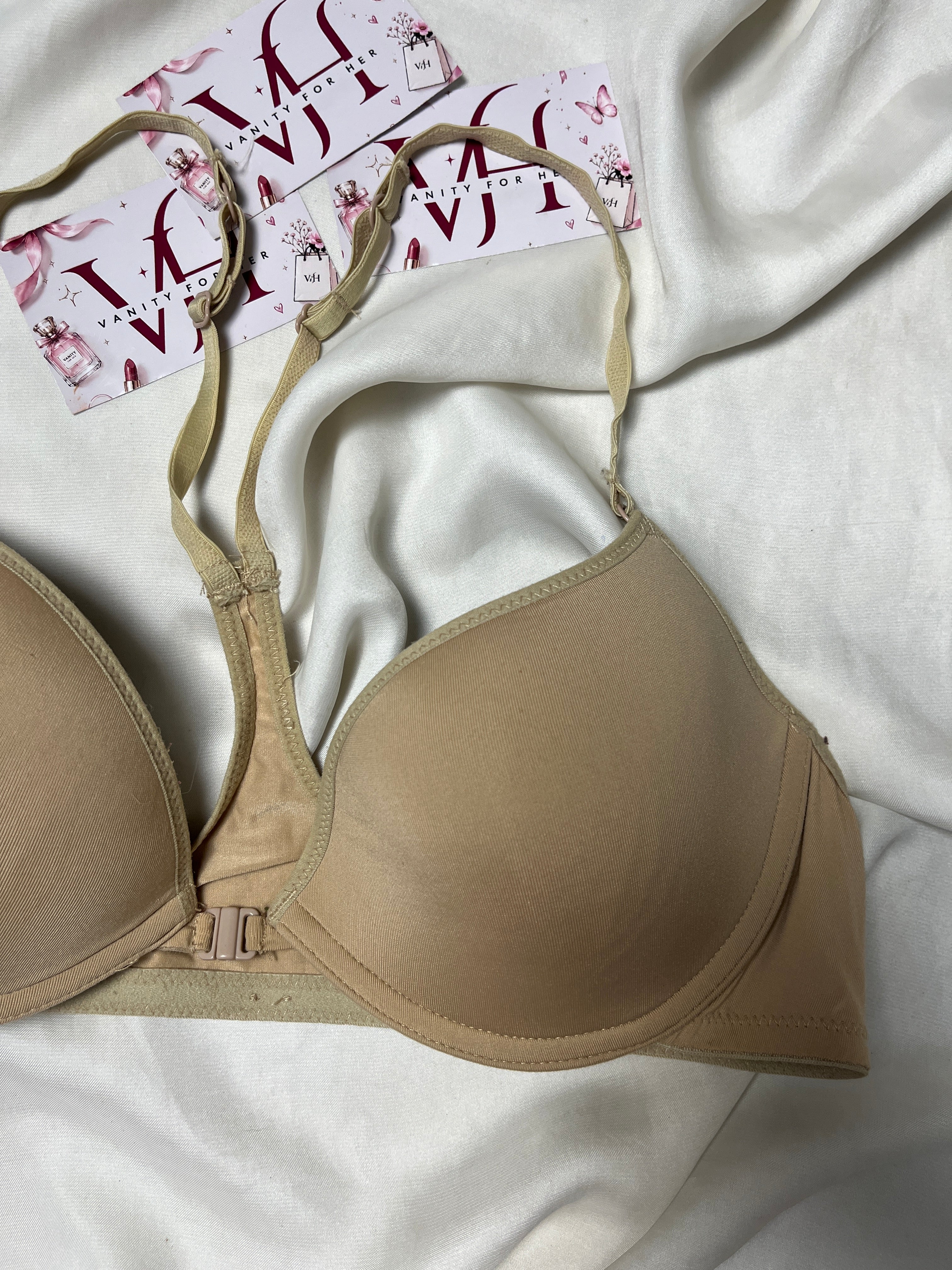 Front open tshirt 34B bra