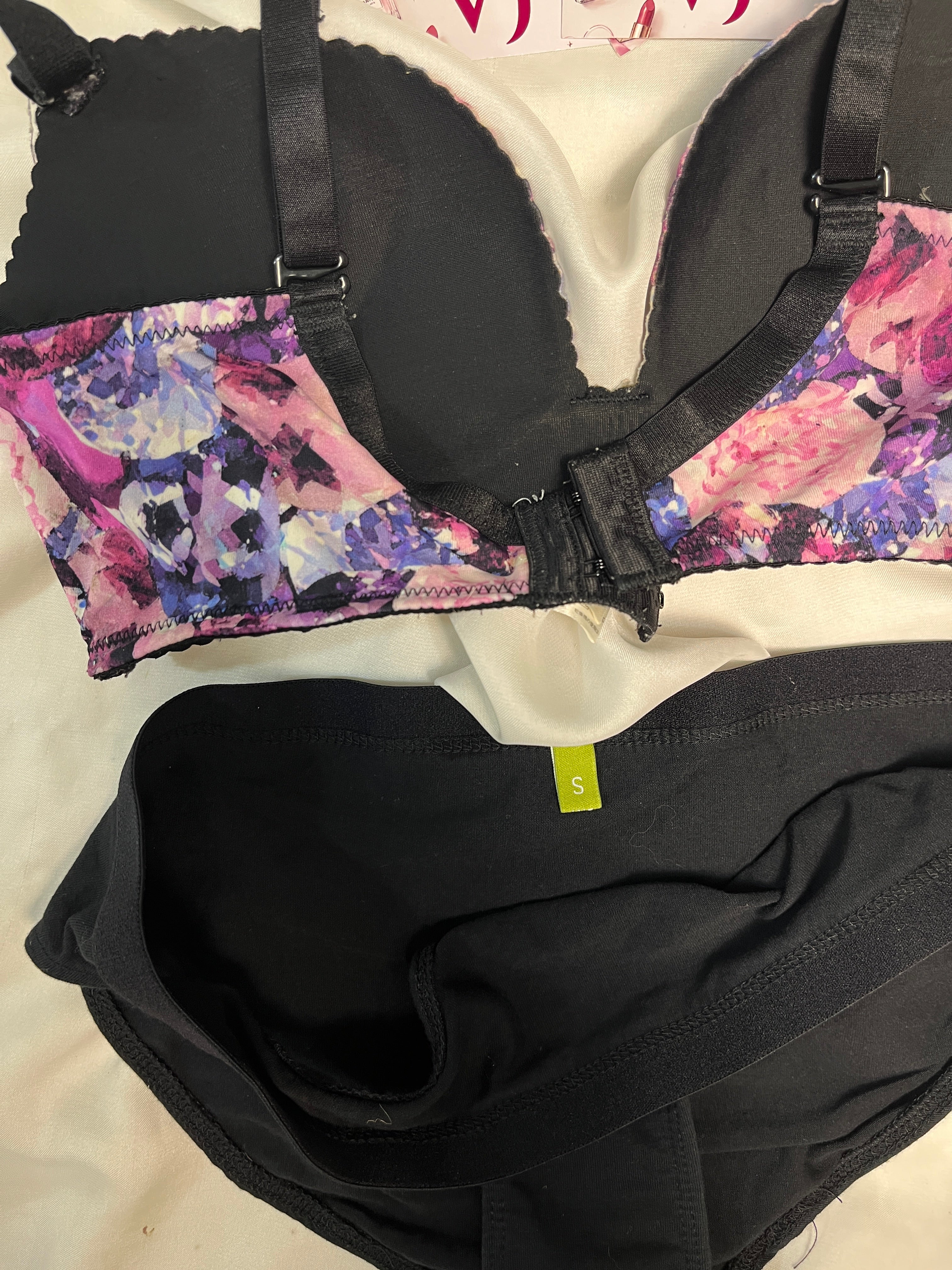 Wireless pushup pair size : 34B