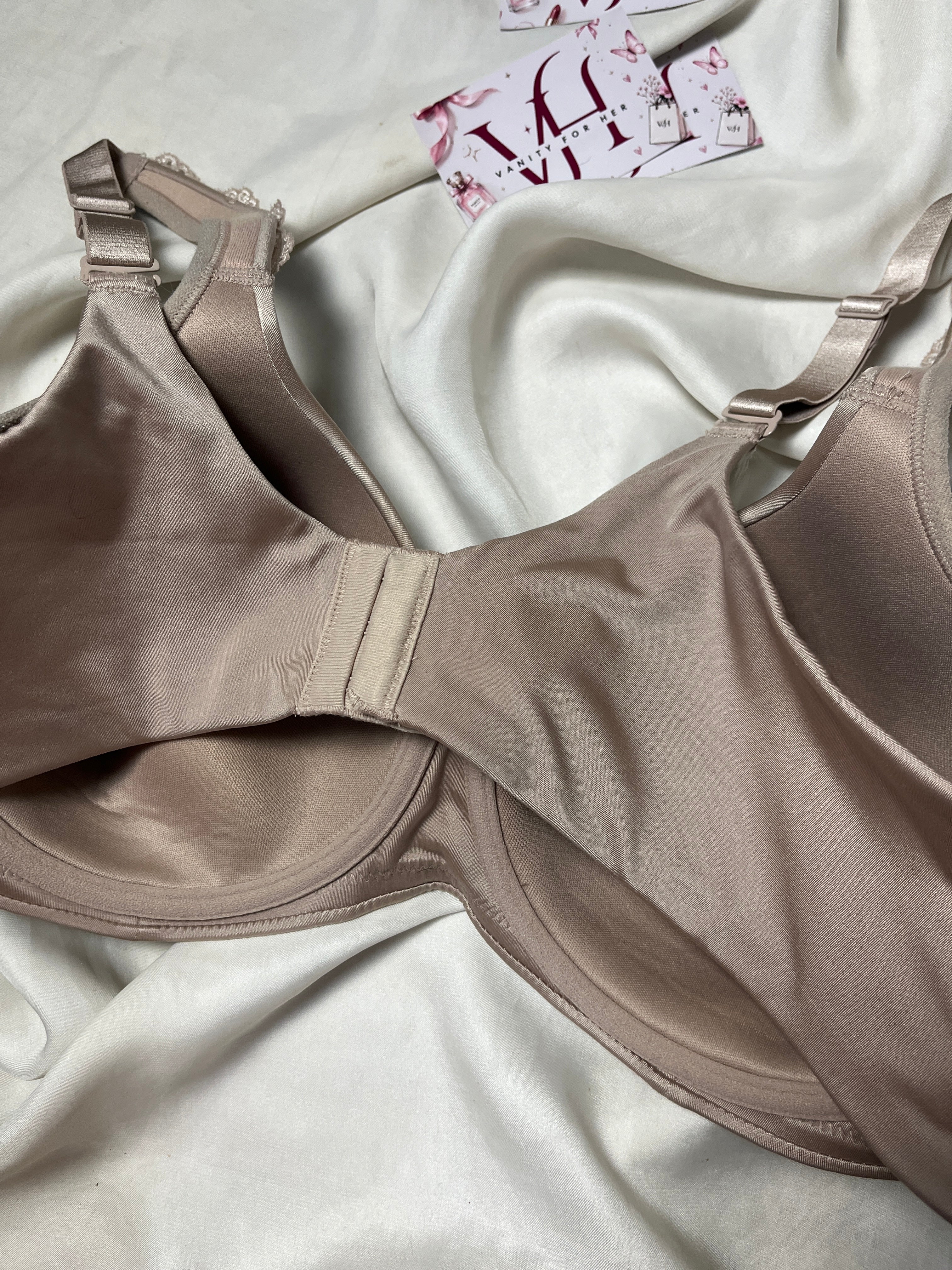 Tshirt bra size : 40C