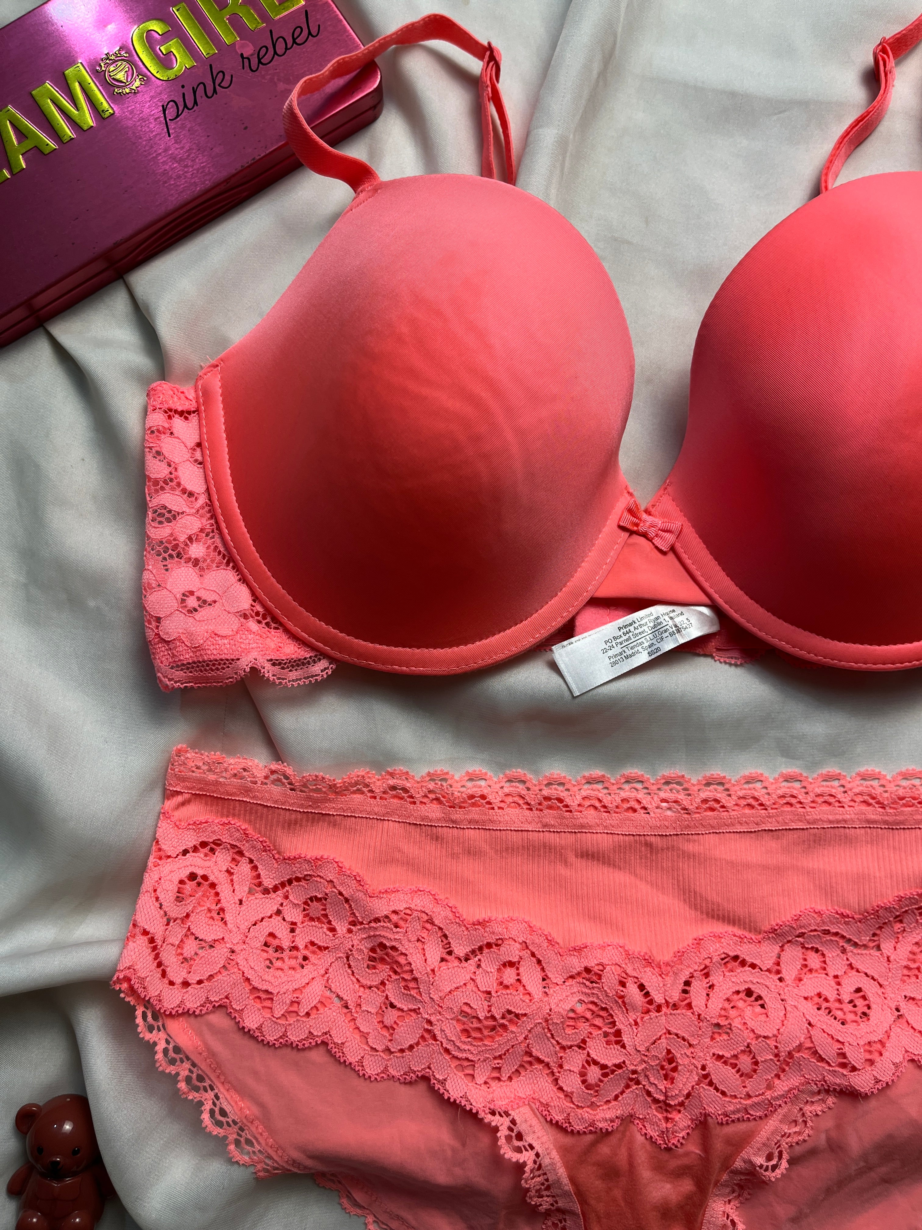 Secret Possession tshirt 38B bra with panty