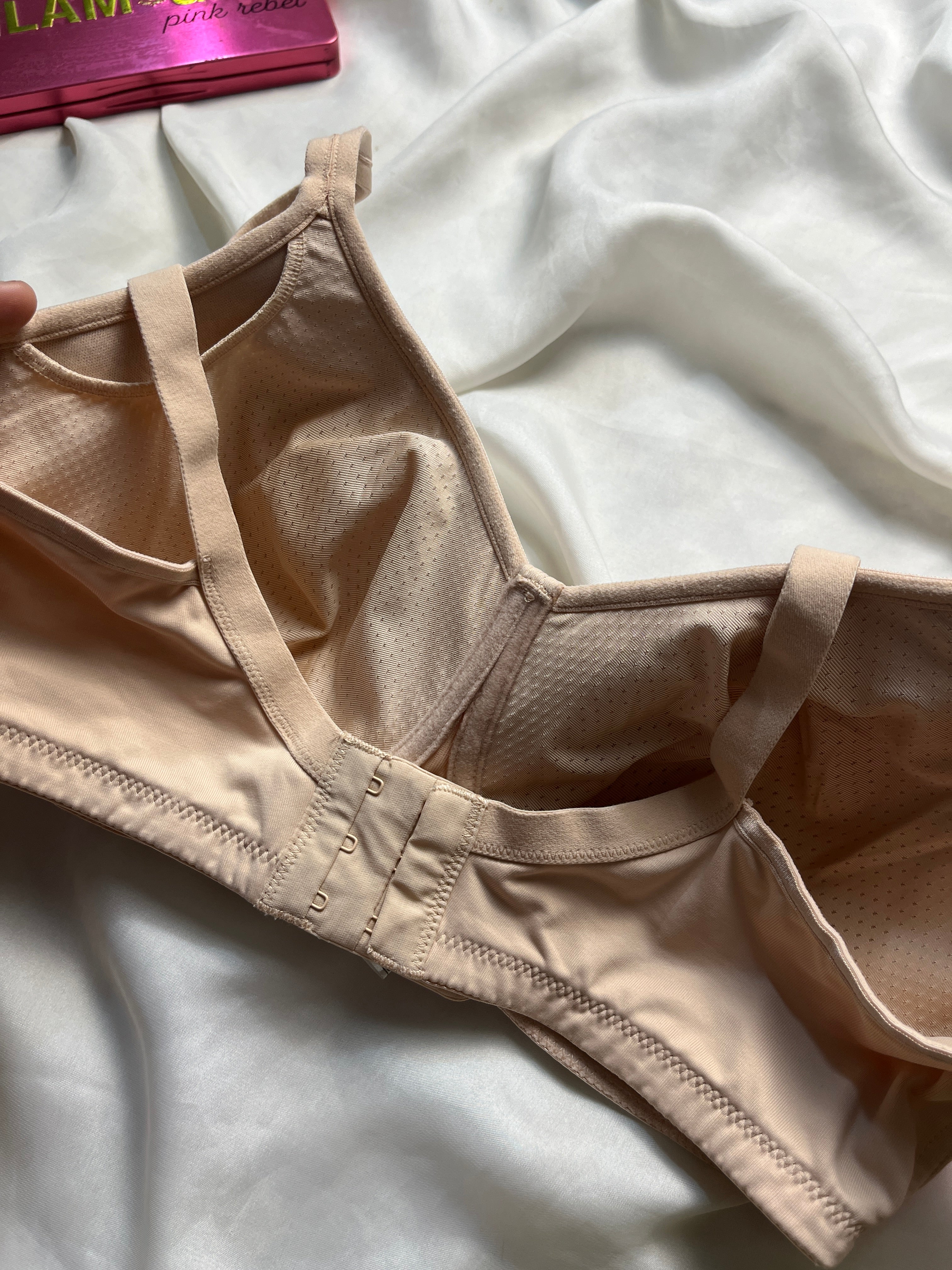 Amoena Full coverage Wireless 36C bra