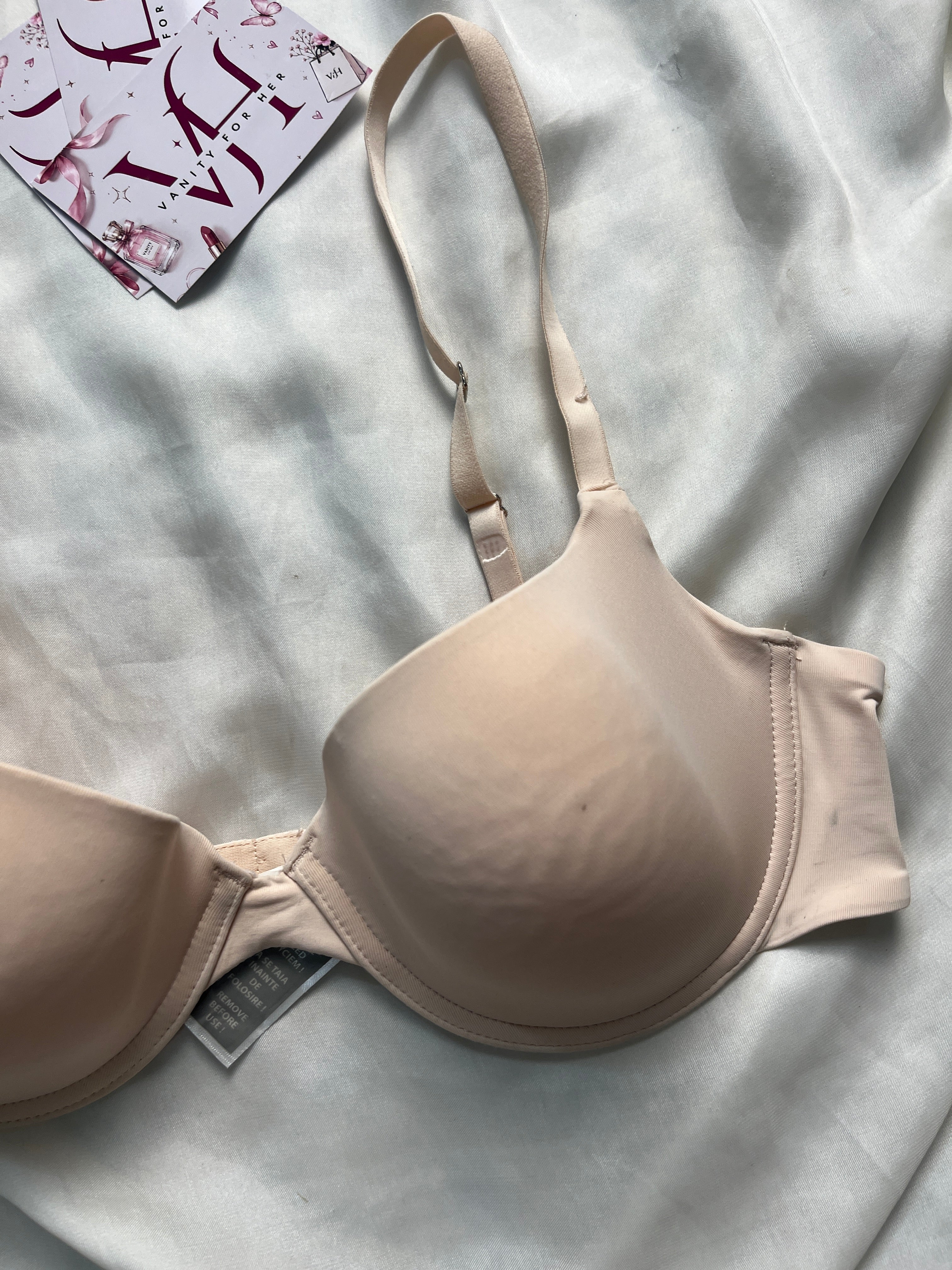 Seamless tshirt 38B bra