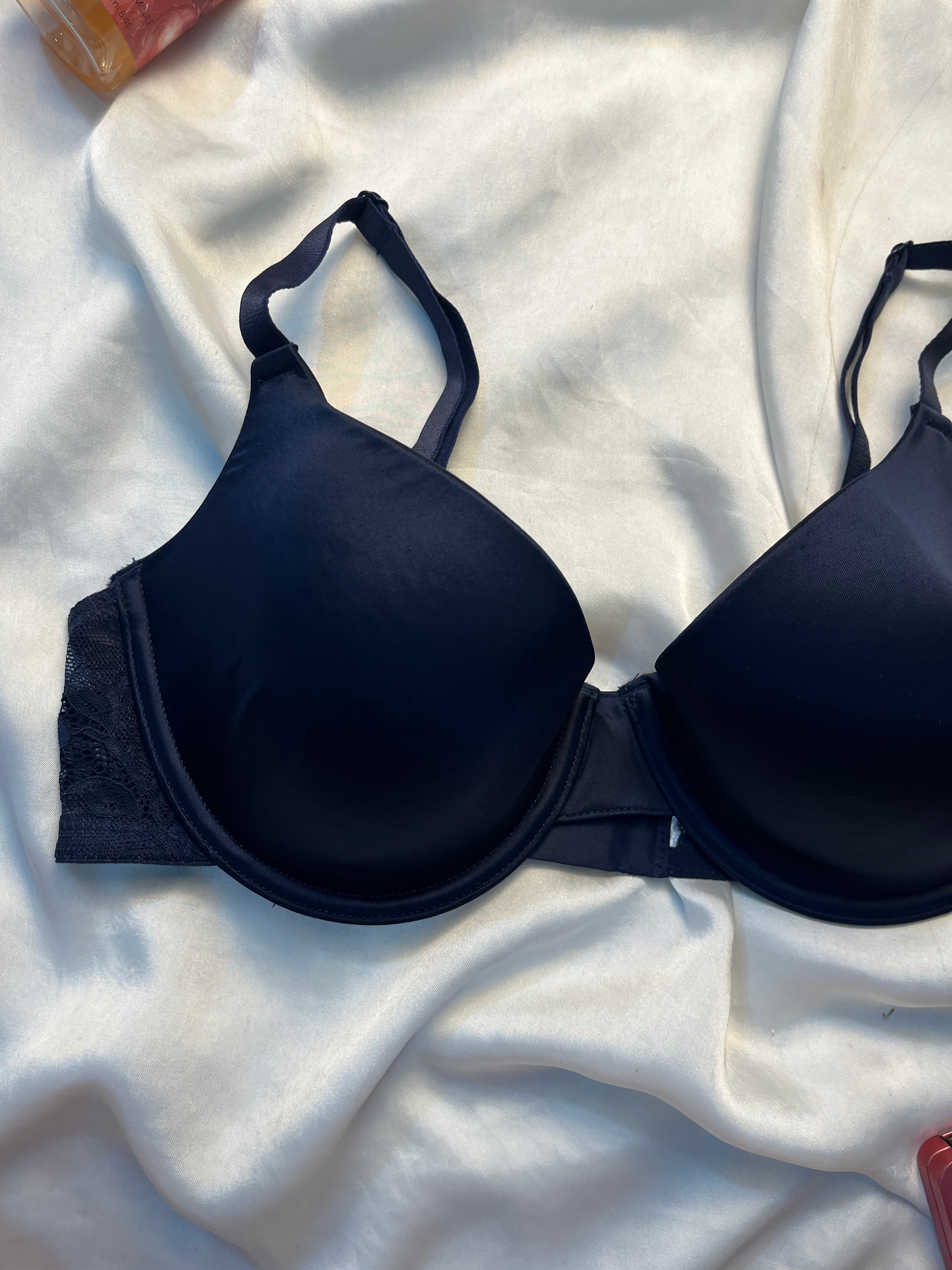 Primark tshirt bra size : 36C