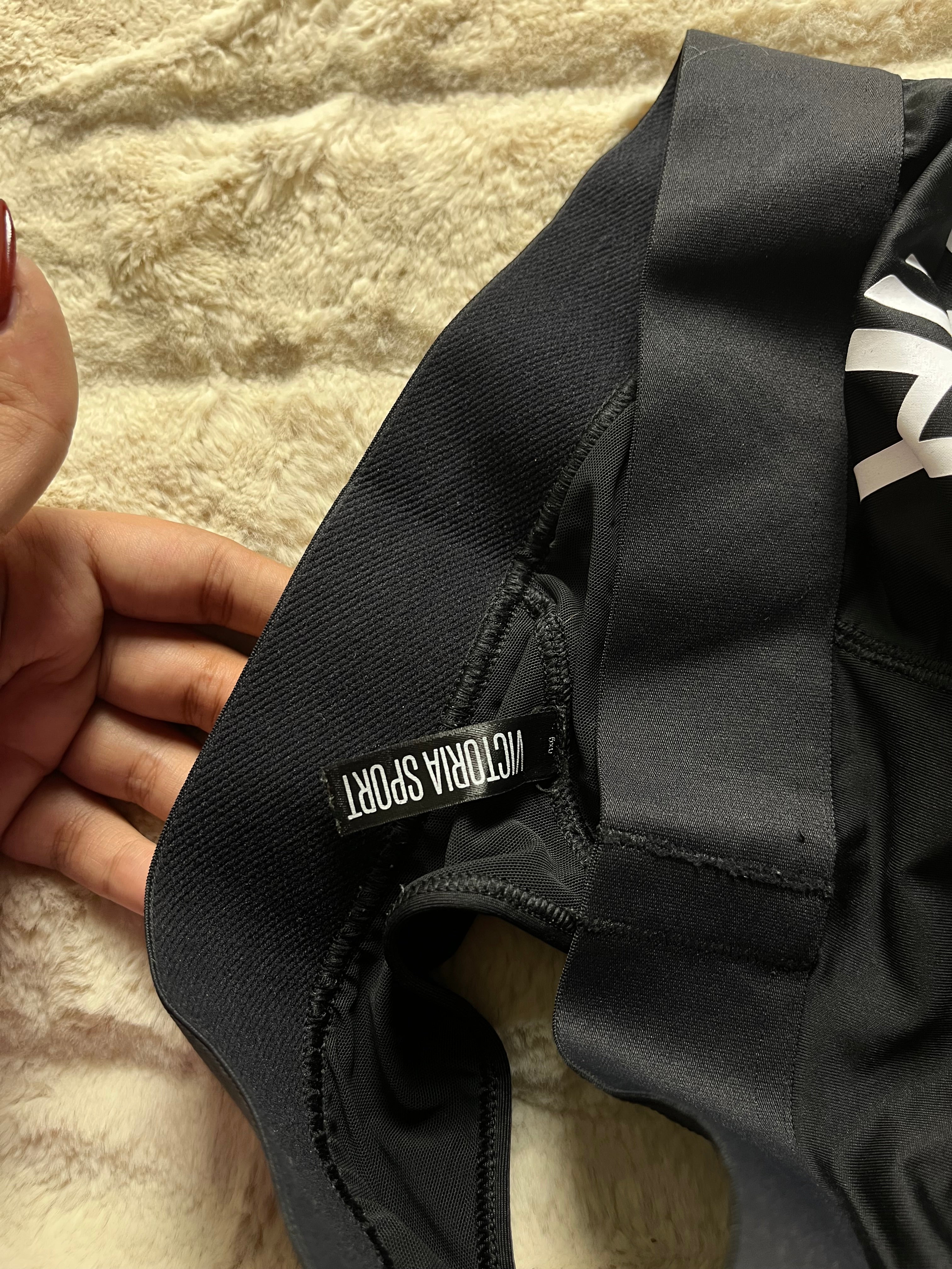 Victoria sports Labelled Medium sports bra