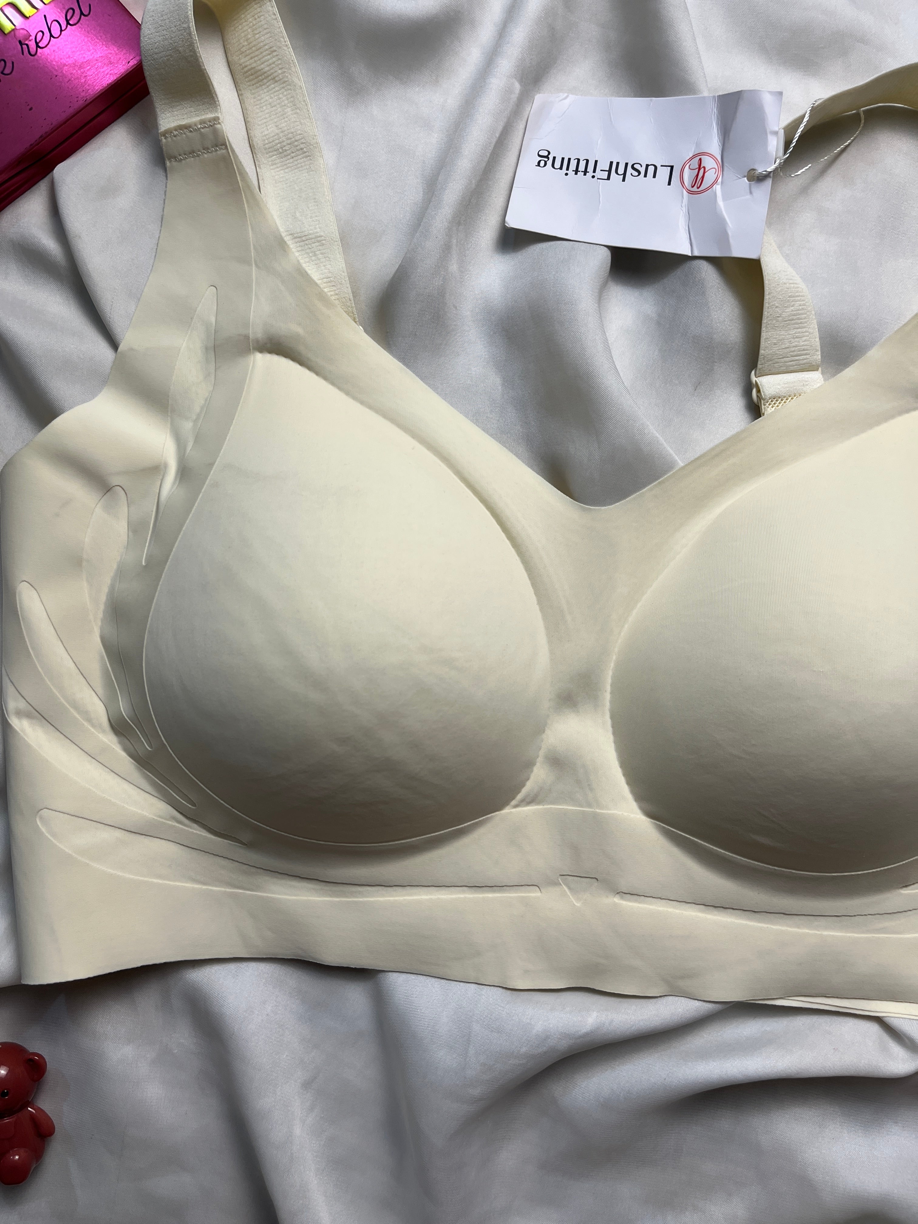 Wireless Padded 4XL bra size : 38DD/40C/40D