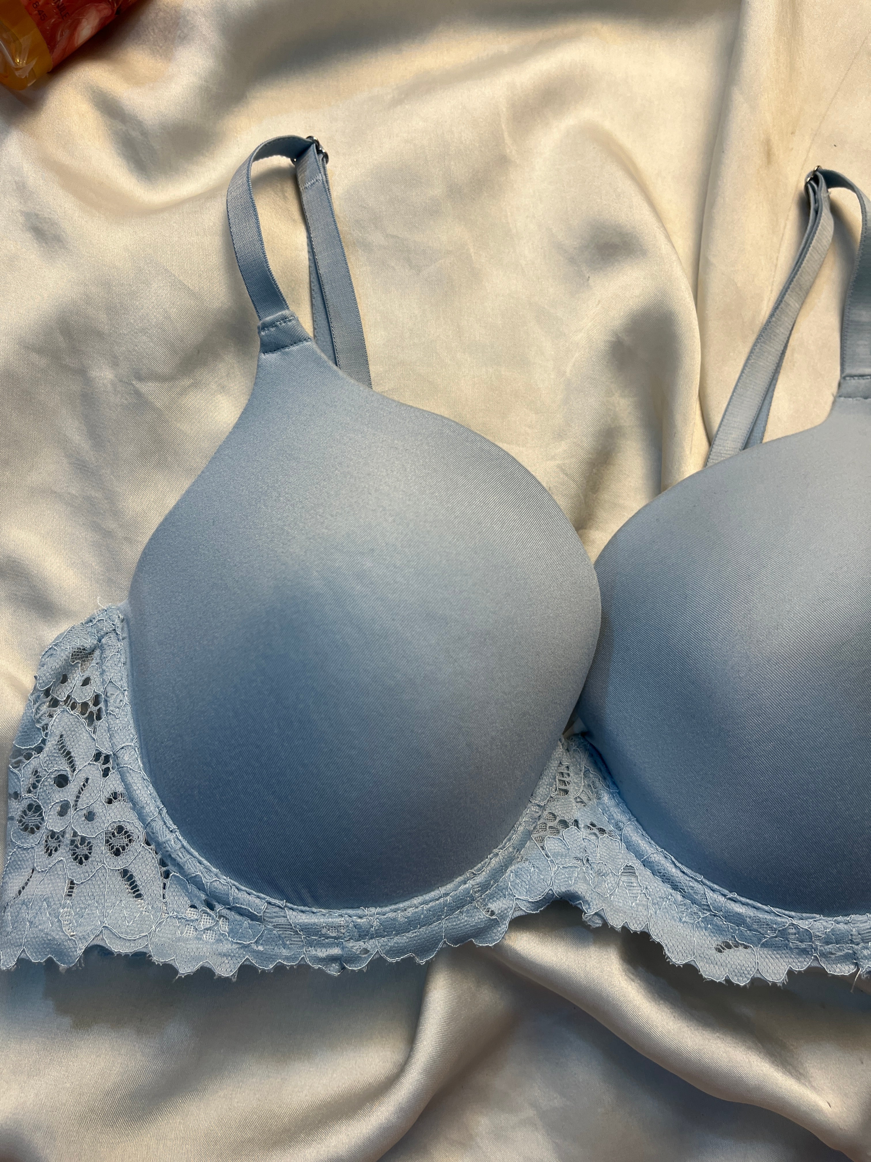 Primark tshirt bra size : 32DD