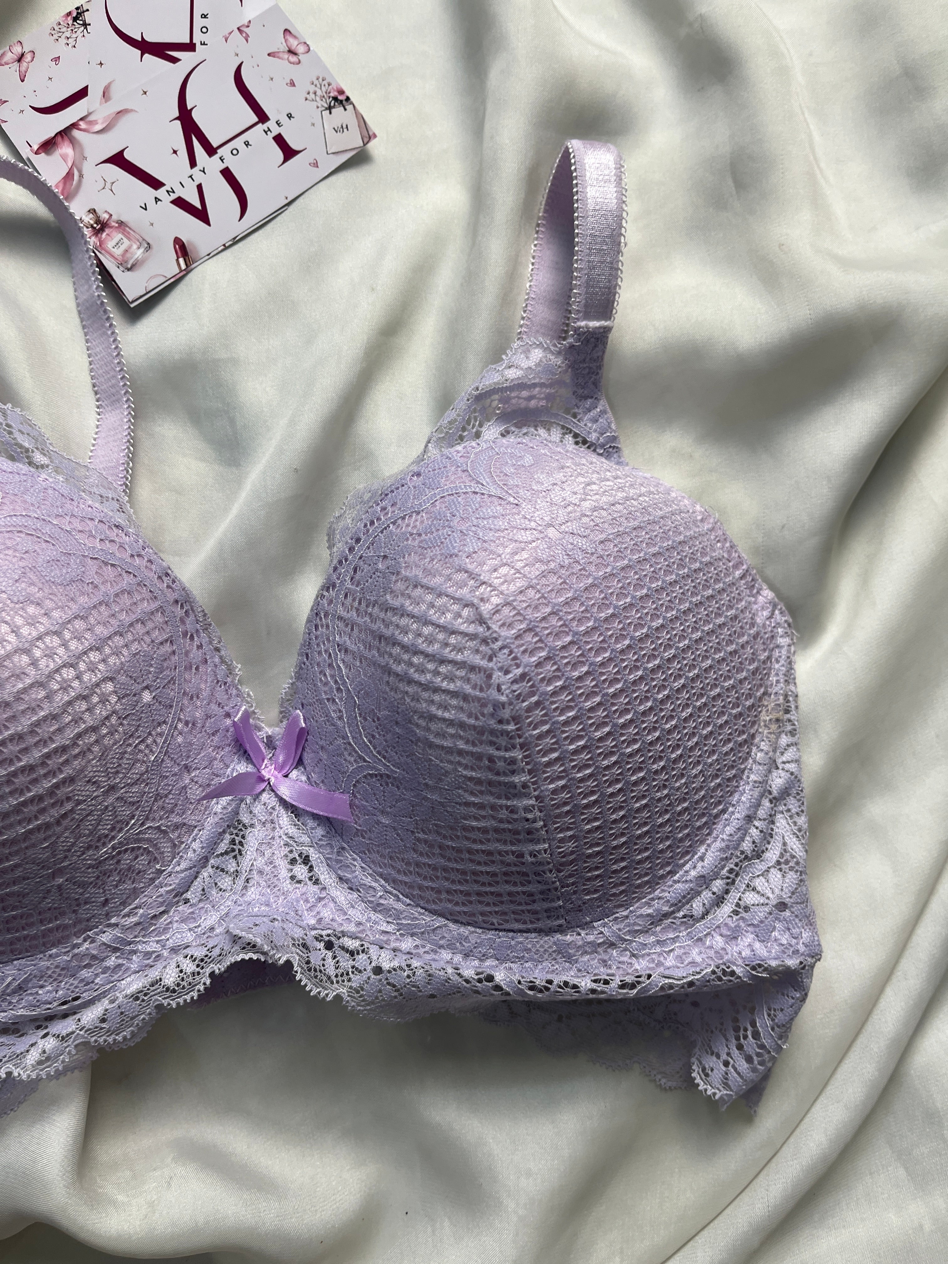 Slightly pushup 32C bra