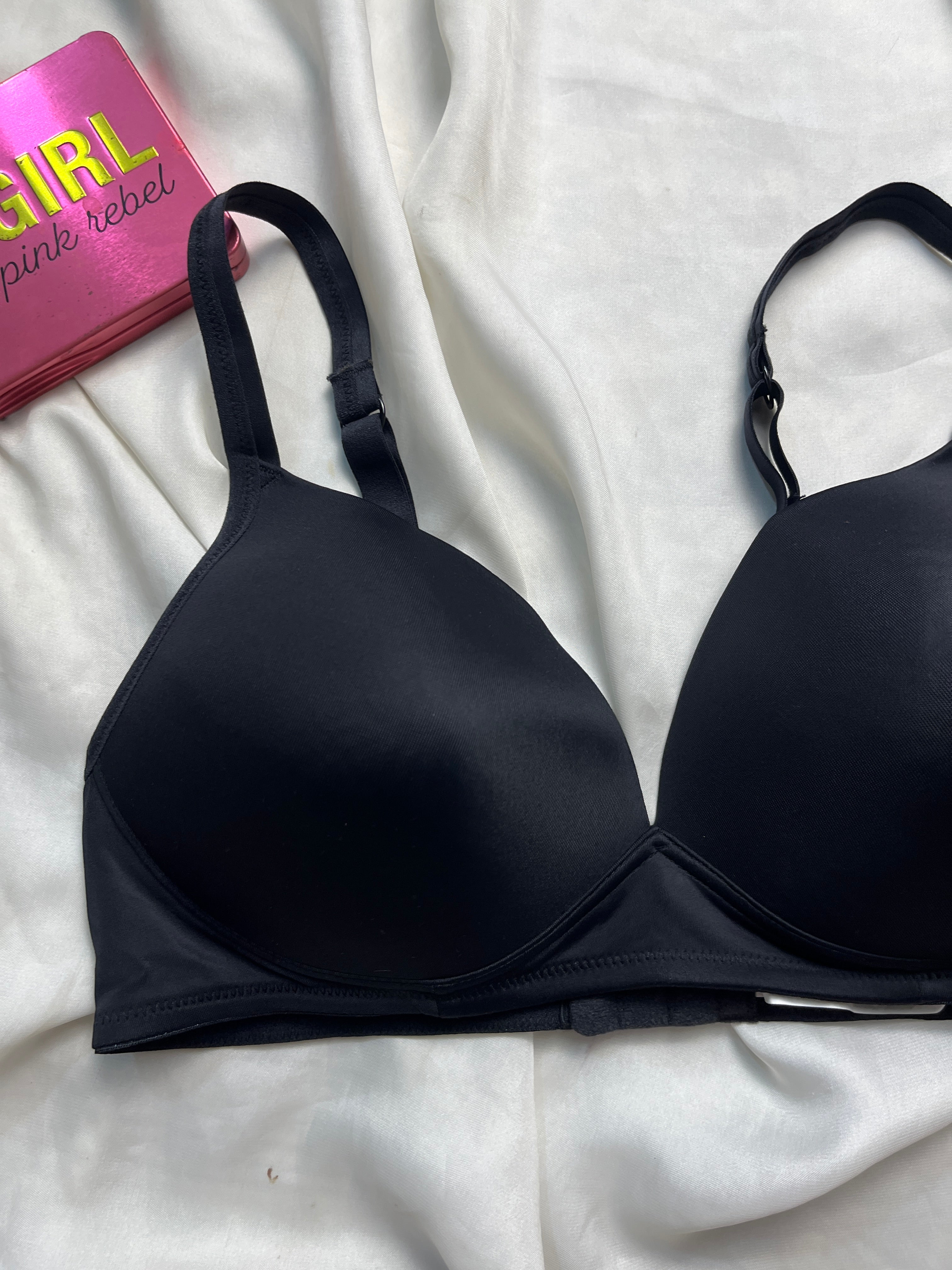 Warners wireless 38B bra