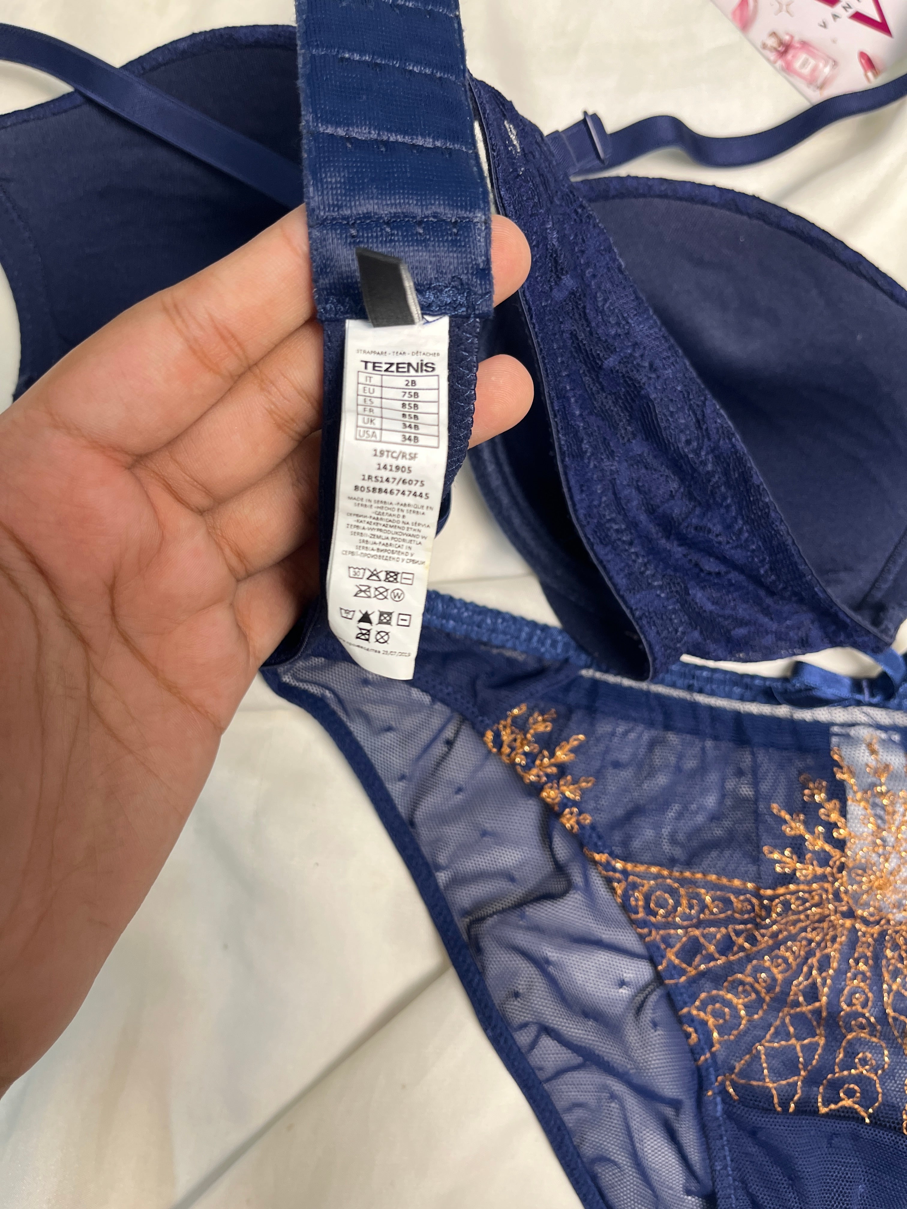 Pushup pair size : 34B with embroidered see through panty
