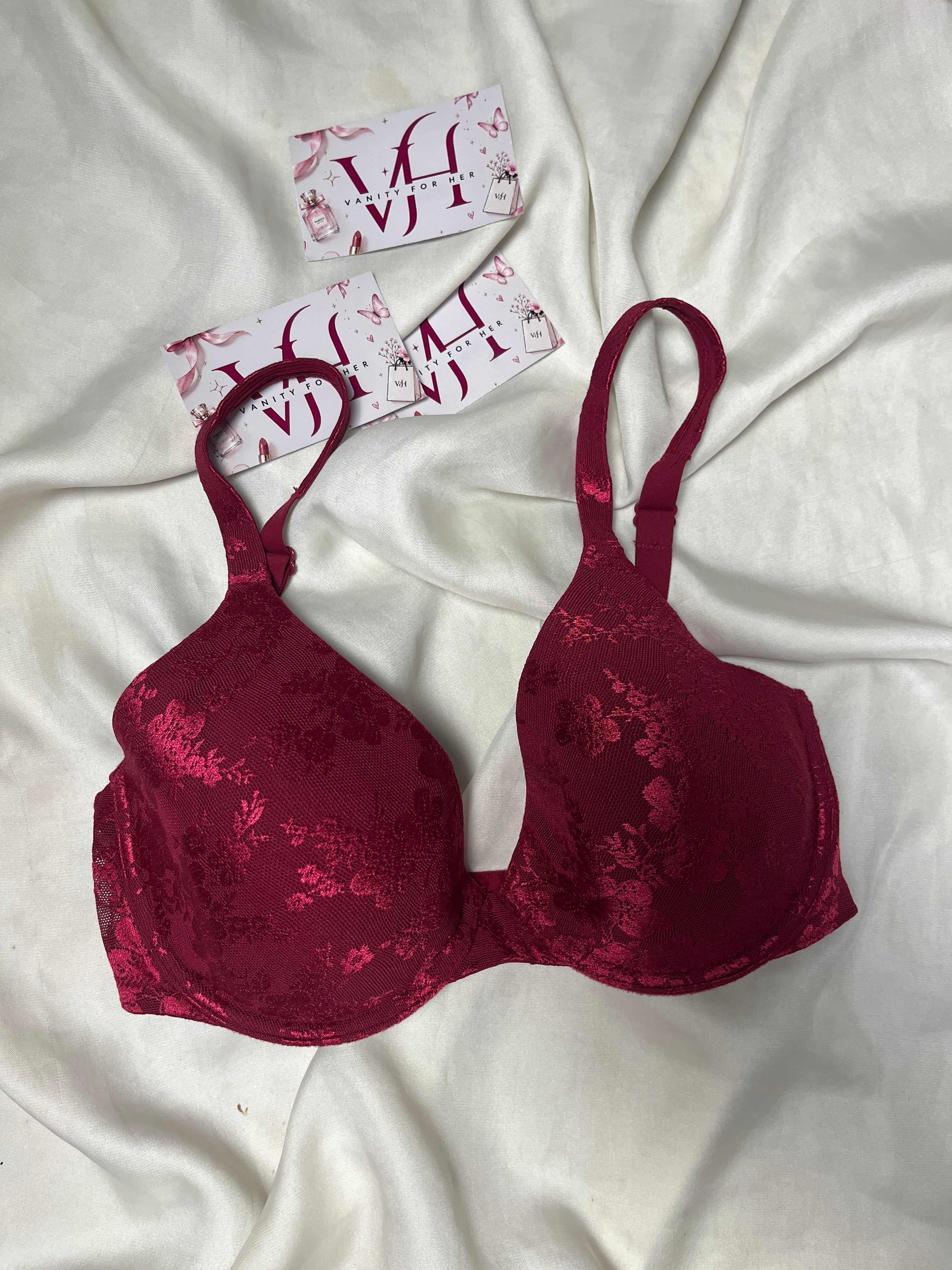 Triumph tshirt bra size : 34C