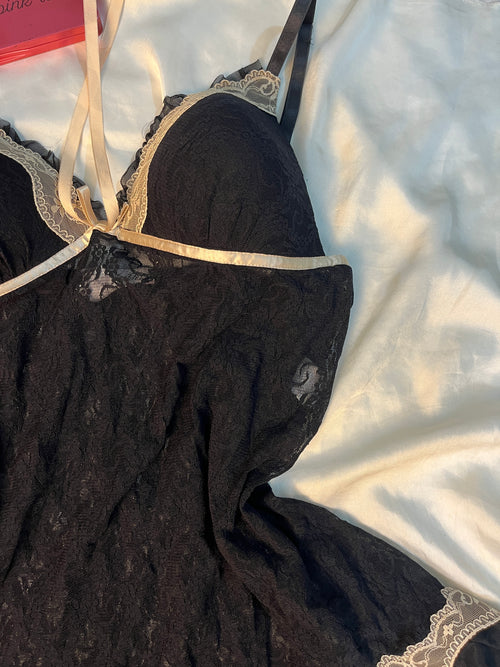 Cinea Donentella Wireless see through lingerie size : large