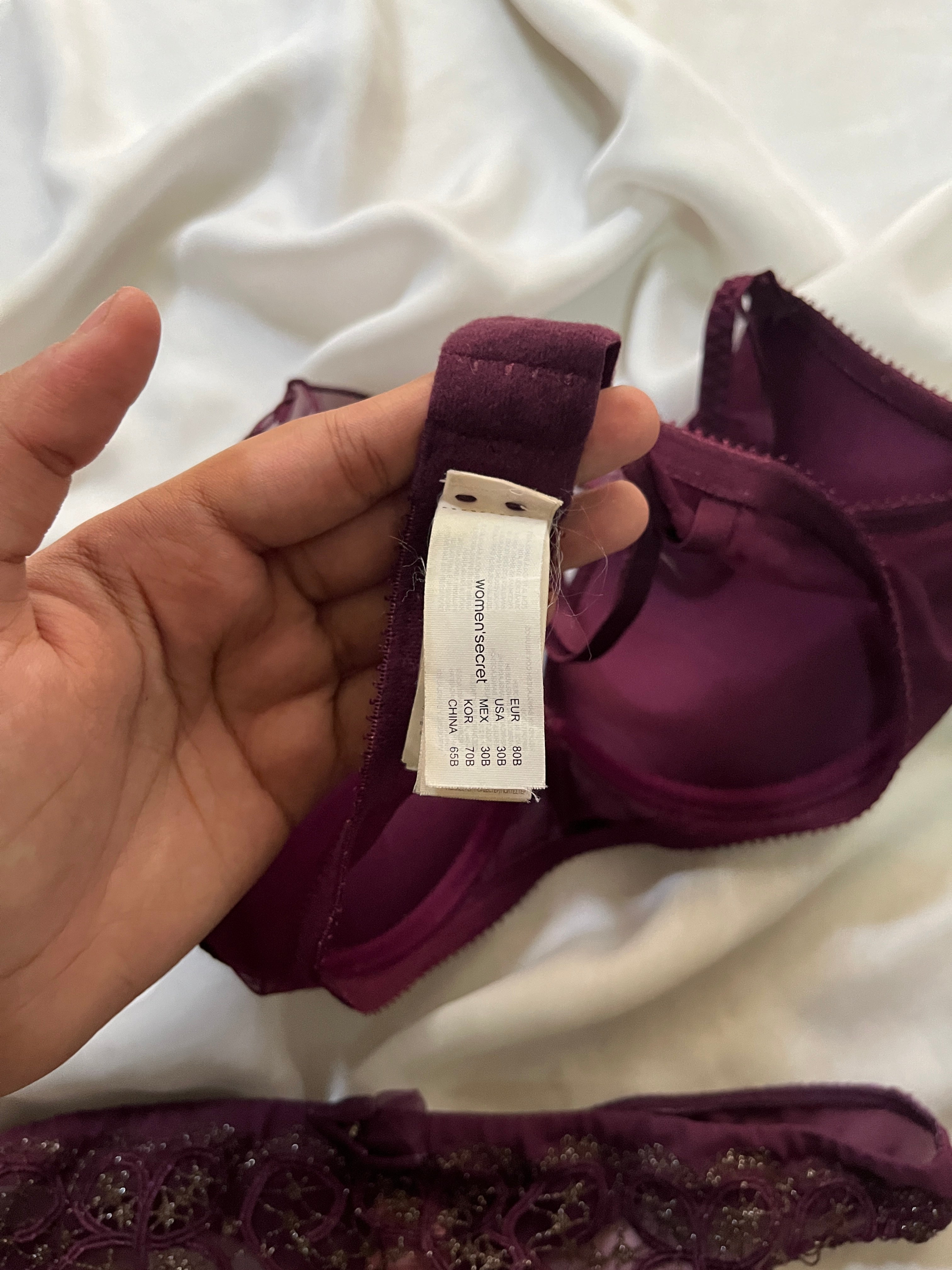 Pushup women’s secret bra size : 32B with small thong