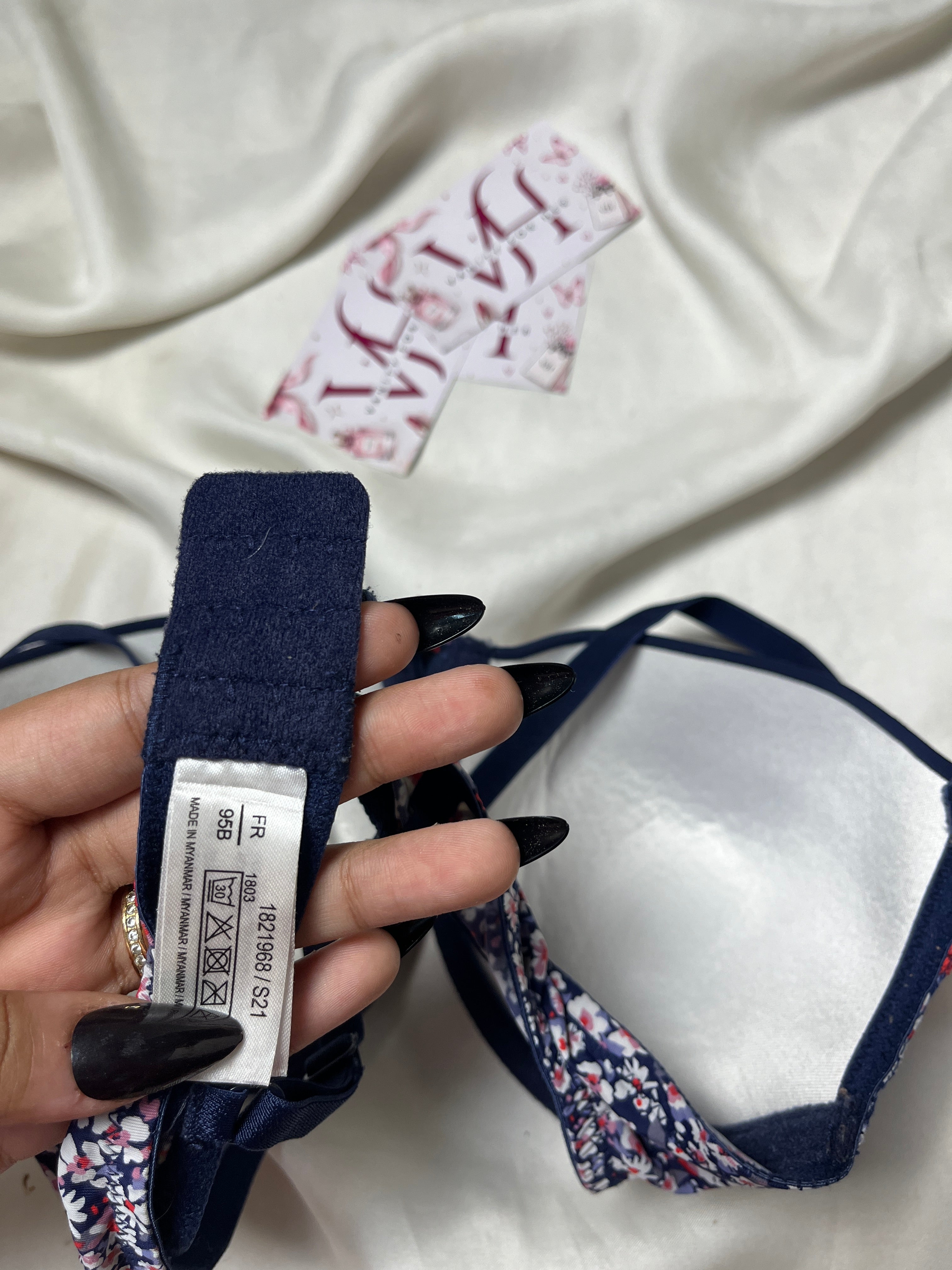Anko tshirt bra size : 38B