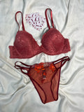 Pushup bra size : 36C with medium thong