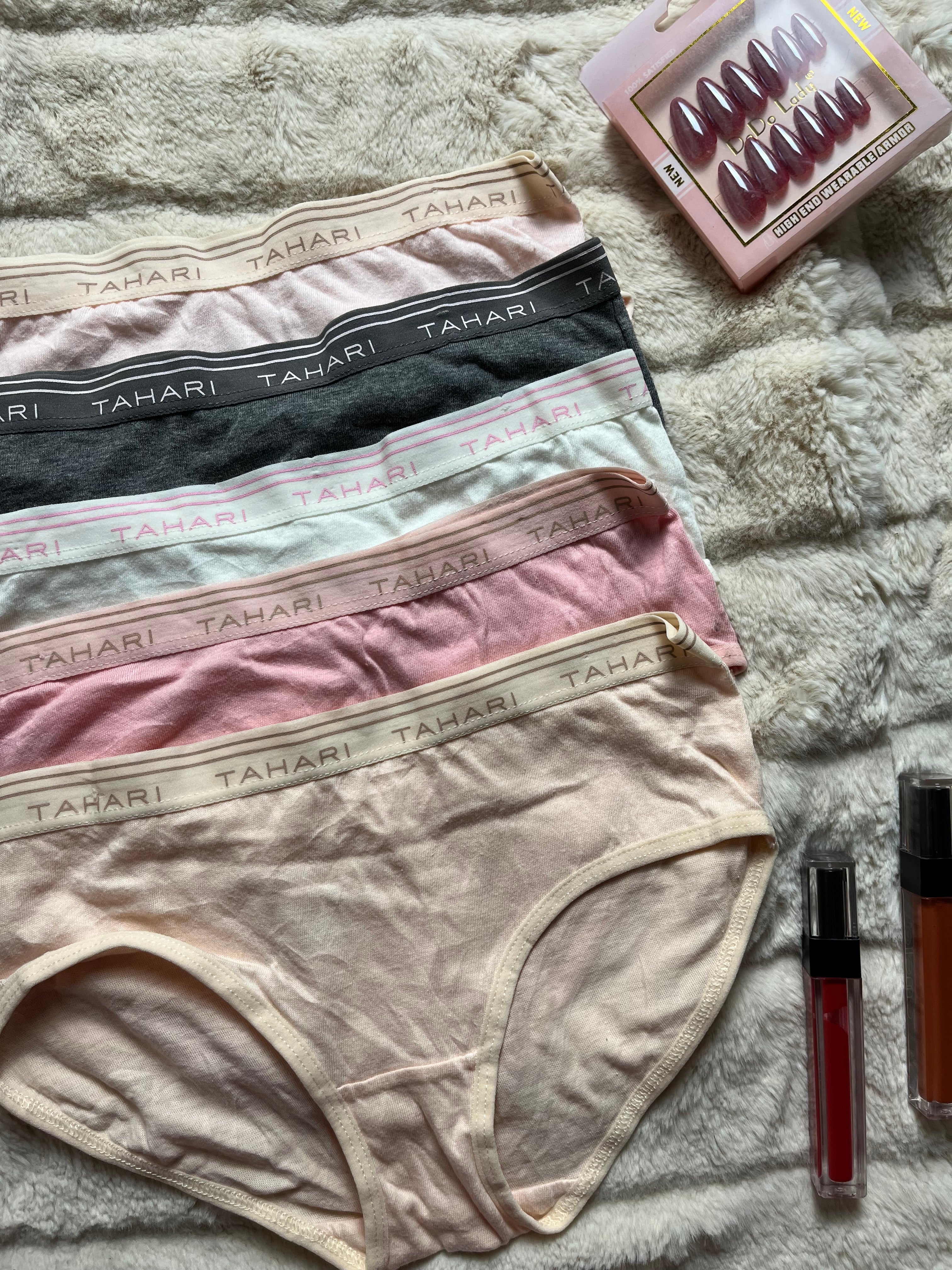 Tahari Pack of panties size : 12-14 yrs