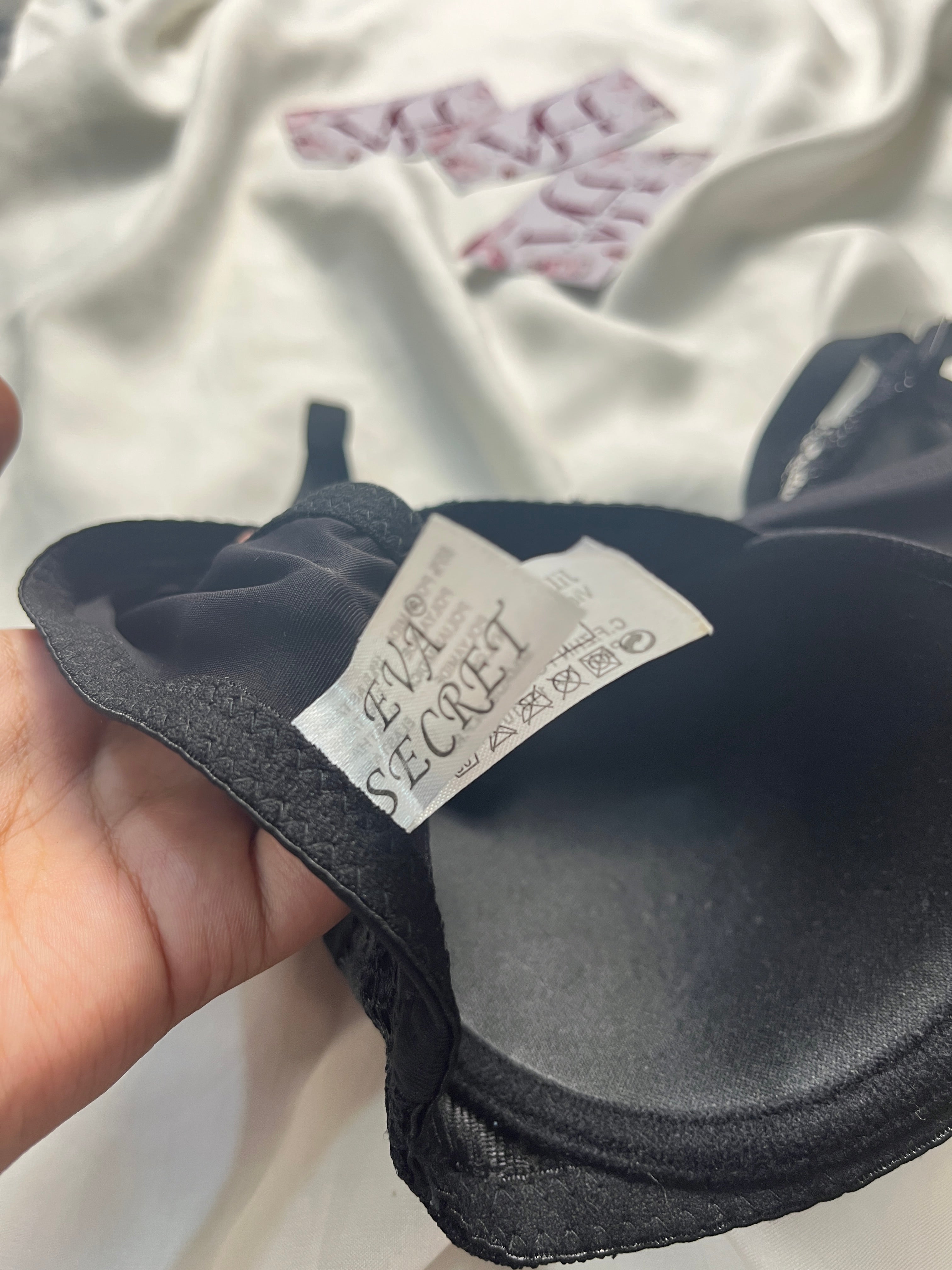 Eva Secret Tshirt fancy 34B bra