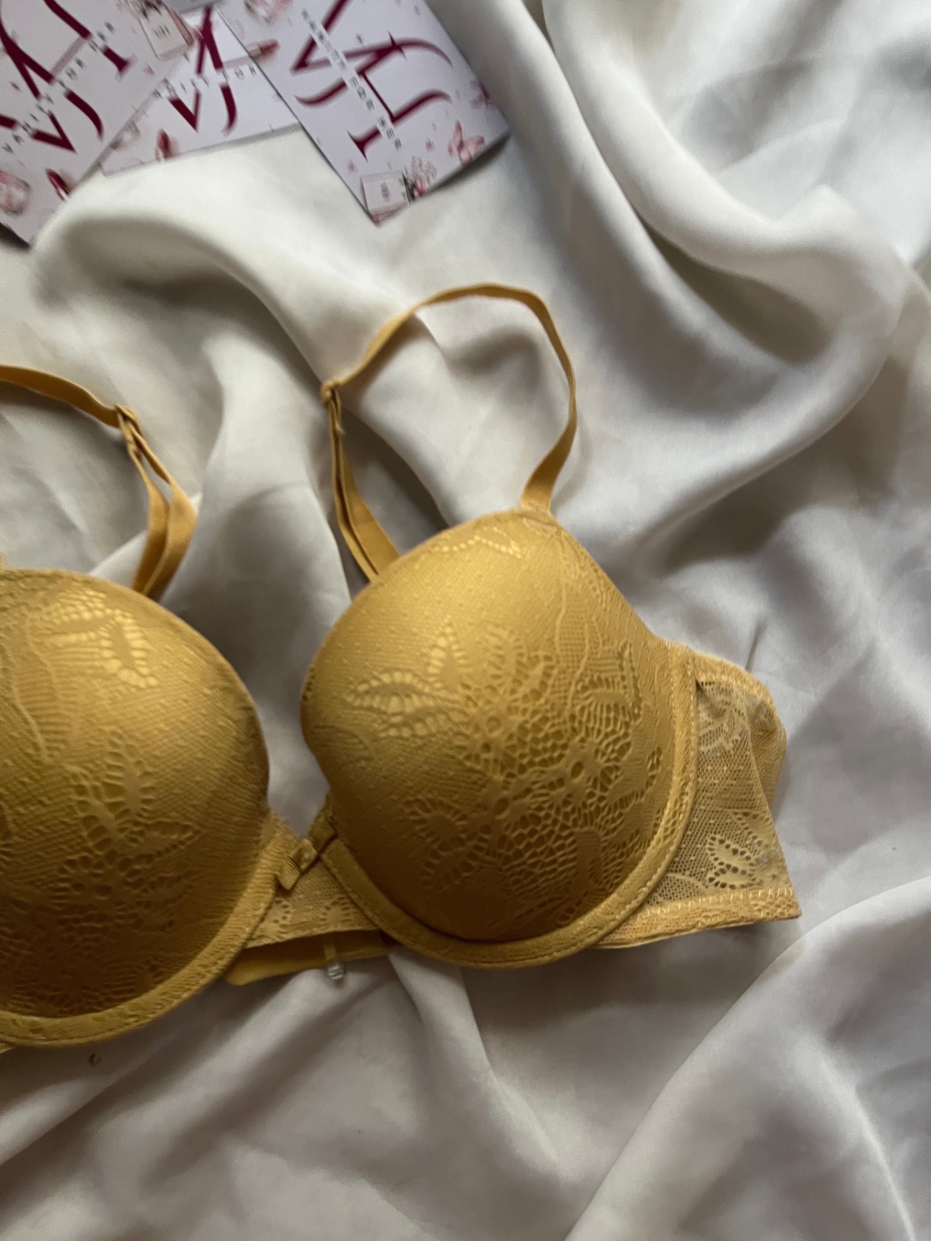 Primark 34B tshirt bra
