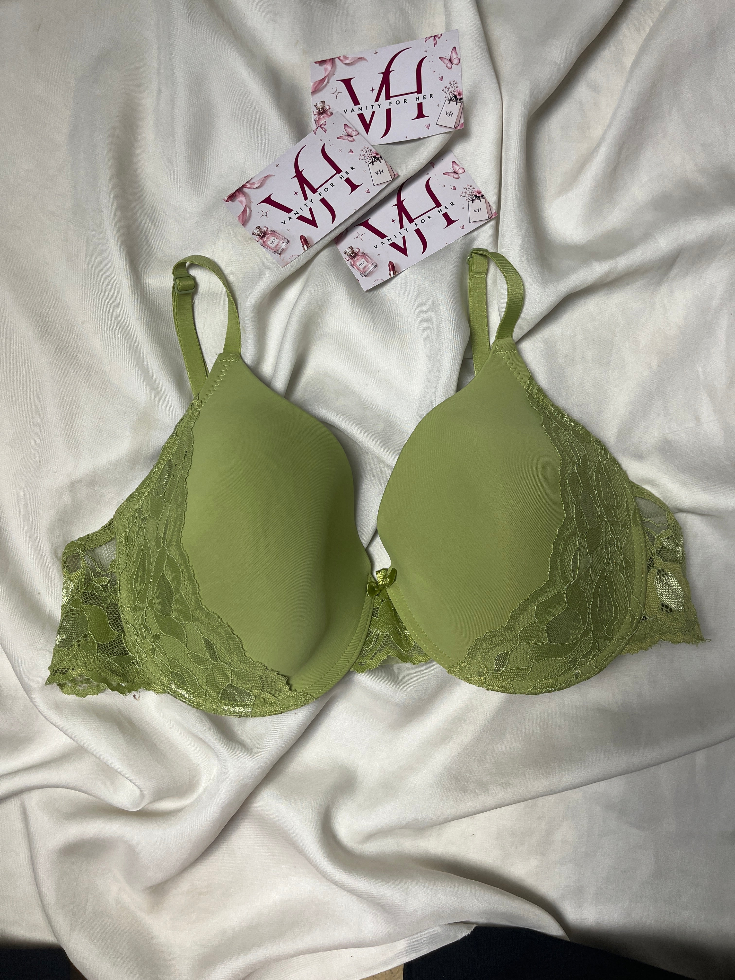Tshirt bra size : 34F